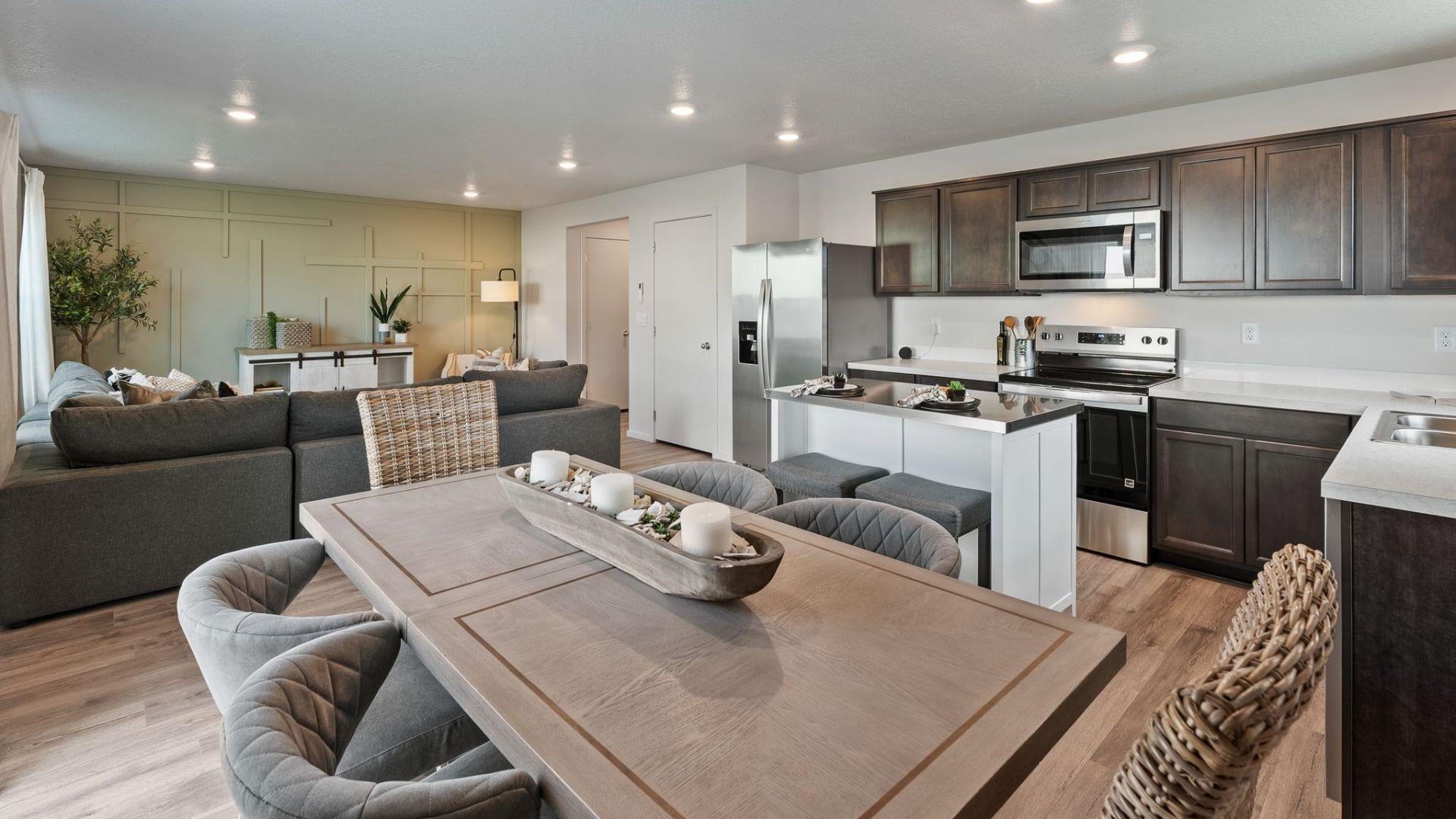 3rd image of 1101 E L St, Deer Park, WA 99006 | MLS# 202622117