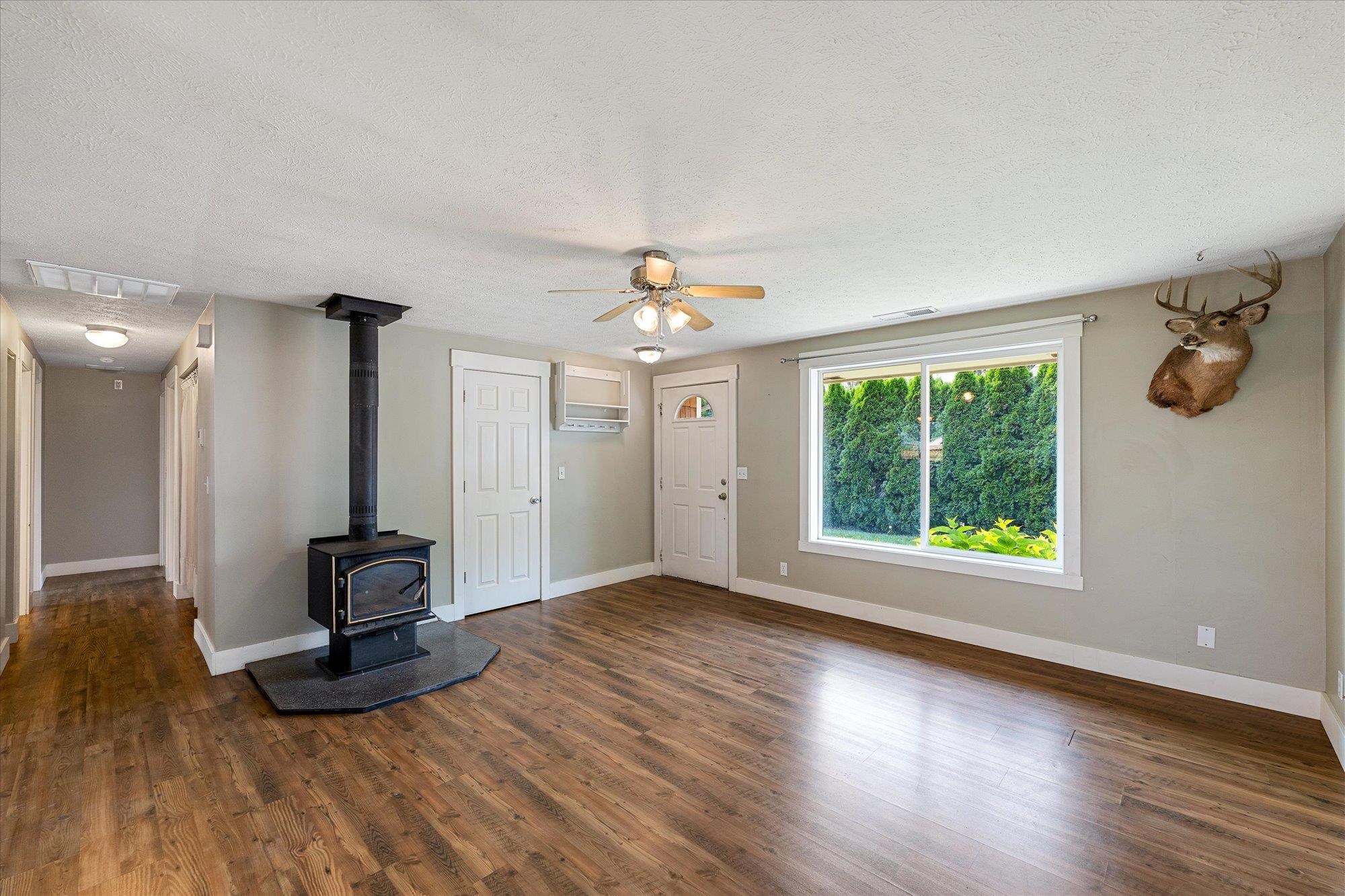 4th image of 6 W 4Th Ave, Deer Park, WA 99006 | MLS# 202622520