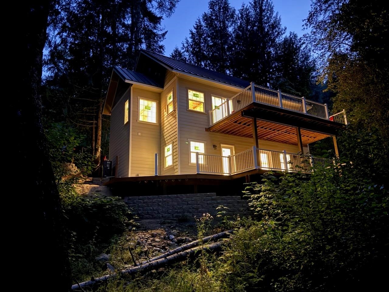 2nd image of 4045 Southwood Shores Rd, Loon Lake, WA 99148 | MLS# 202622873