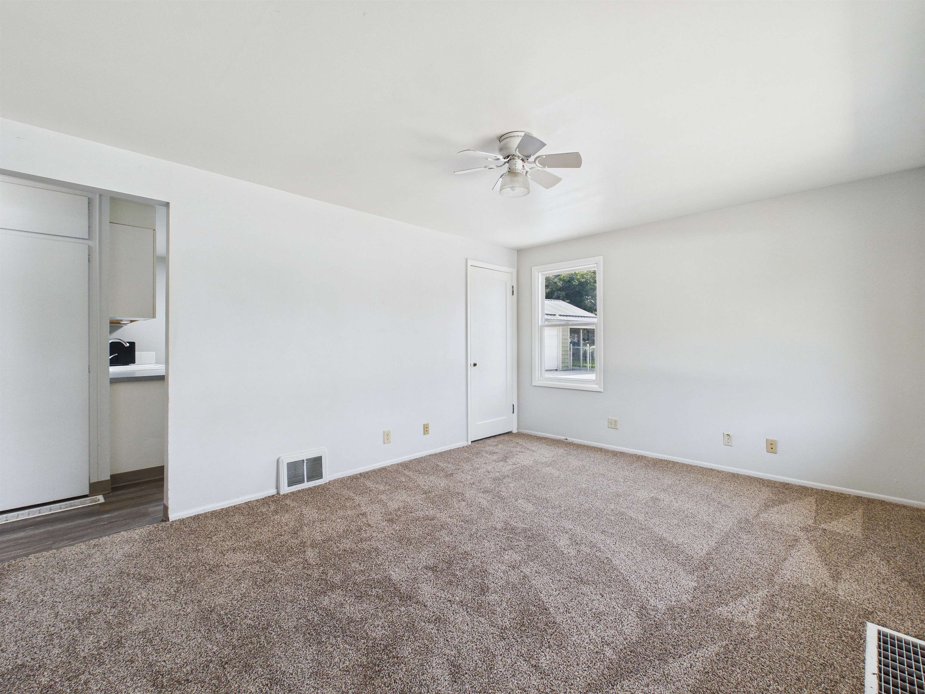 image of 5907 N Braeburn Dr, Spokane, WA 99207 | MLS# 202623126