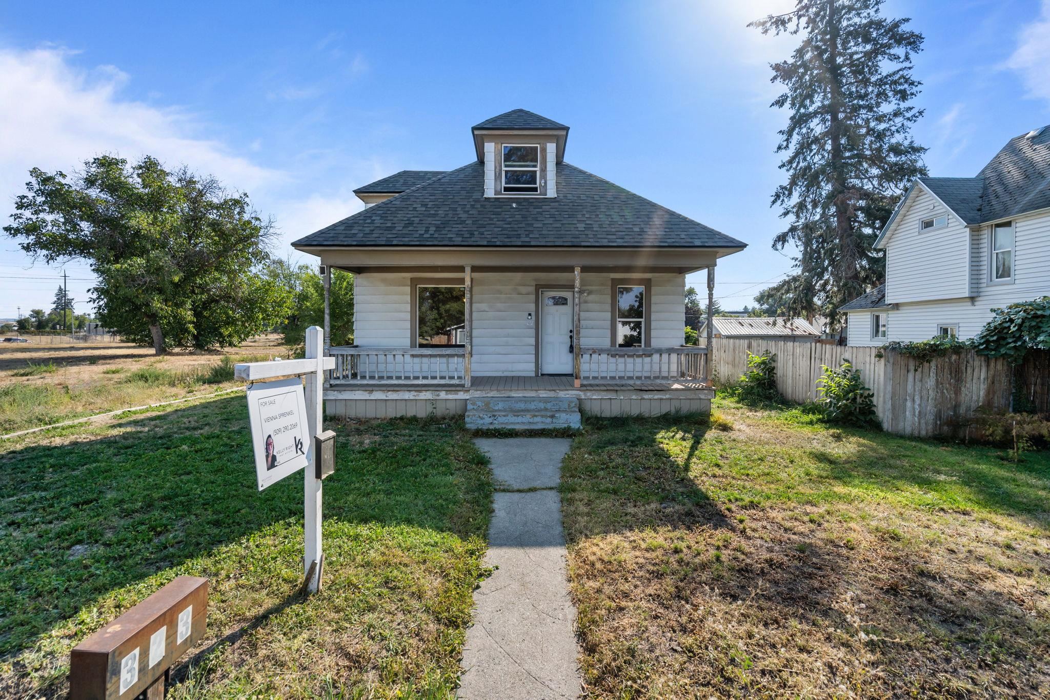 1st image of 323 S Fiske St, Spokane, WA 99202 | MLS# 202623149