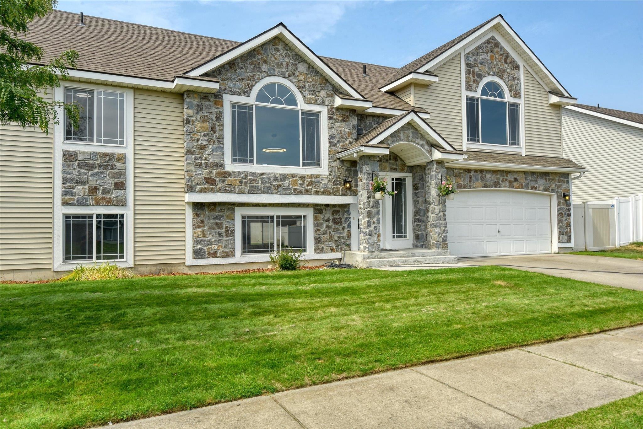 2nd image of 1917 N Arc Rd, Spokane Valley, WA 99016 | MLS# 202623213