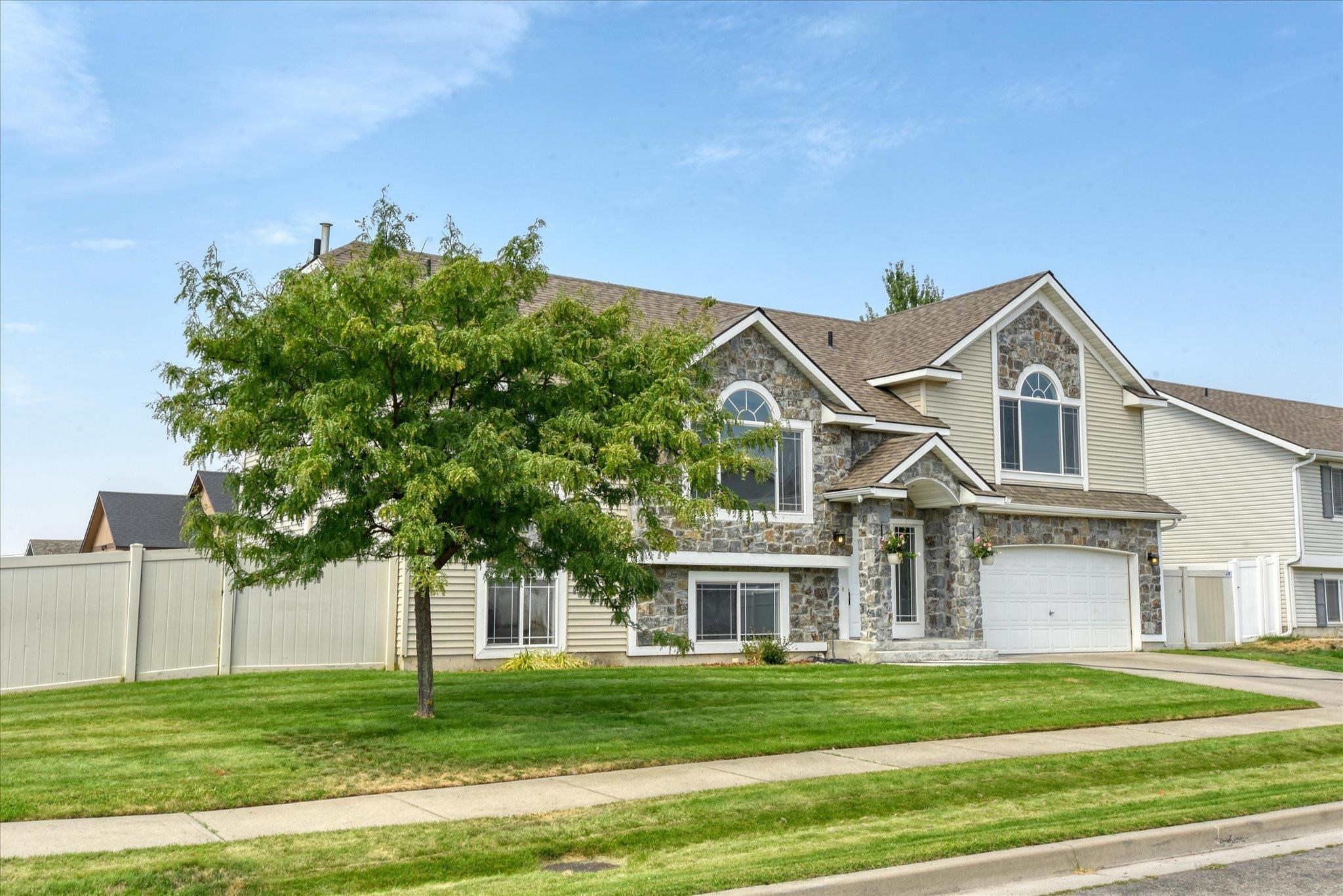 4th image of 1917 N Arc Rd, Spokane Valley, WA 99016 | MLS# 202623213