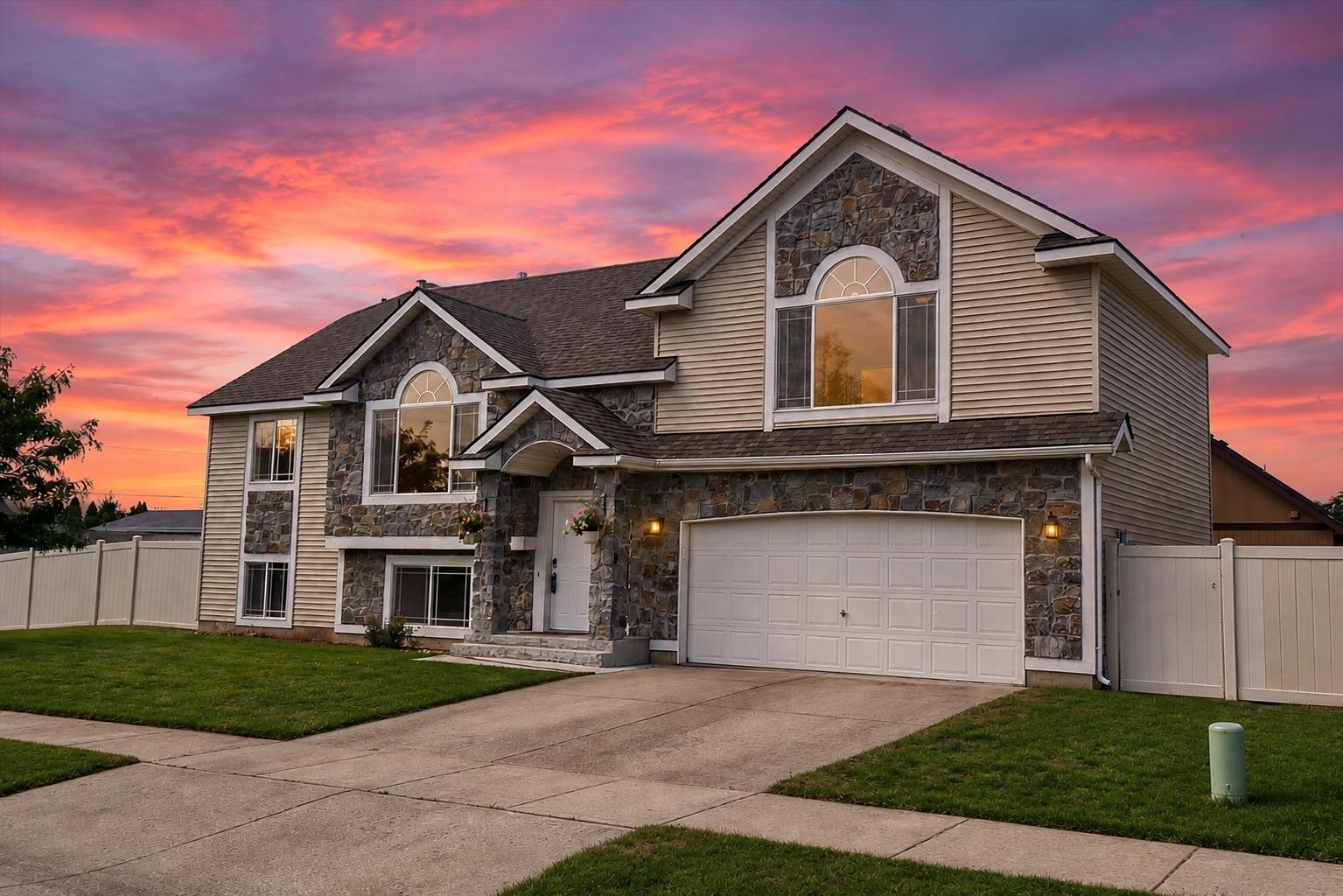 1st image of 1917 N Arc Rd, Spokane Valley, WA 99016 | MLS# 202623213