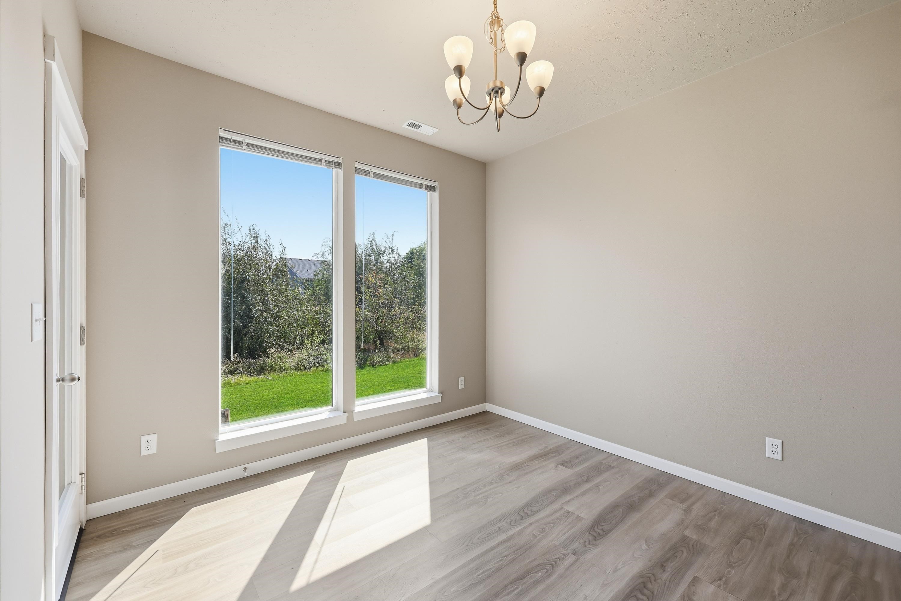 5th image of 8512 N Summerhill Ln, Spokane, WA 99208 | MLS# 202623219