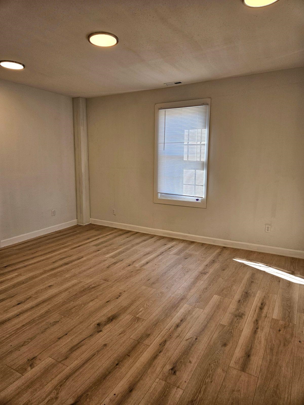 3rd image of 215 Washington St, Clinton, SC 29325 | MLS# SPN319009