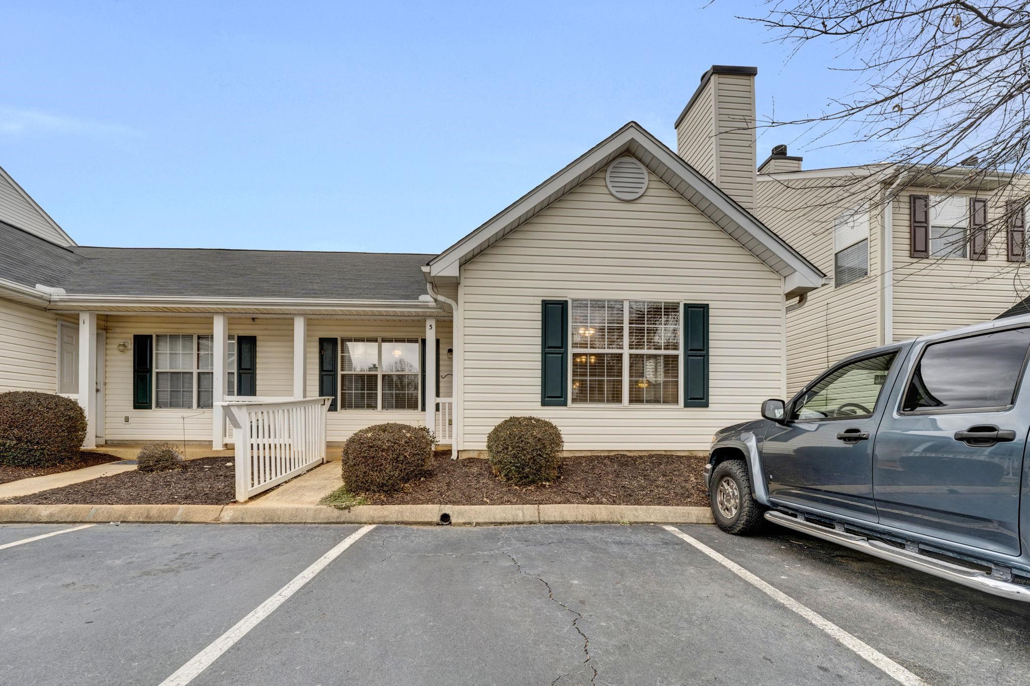 Homes for sale in Greer, SC | 3 Hayfield Ln, Greer, SC 29650 | MLS# SPN320935