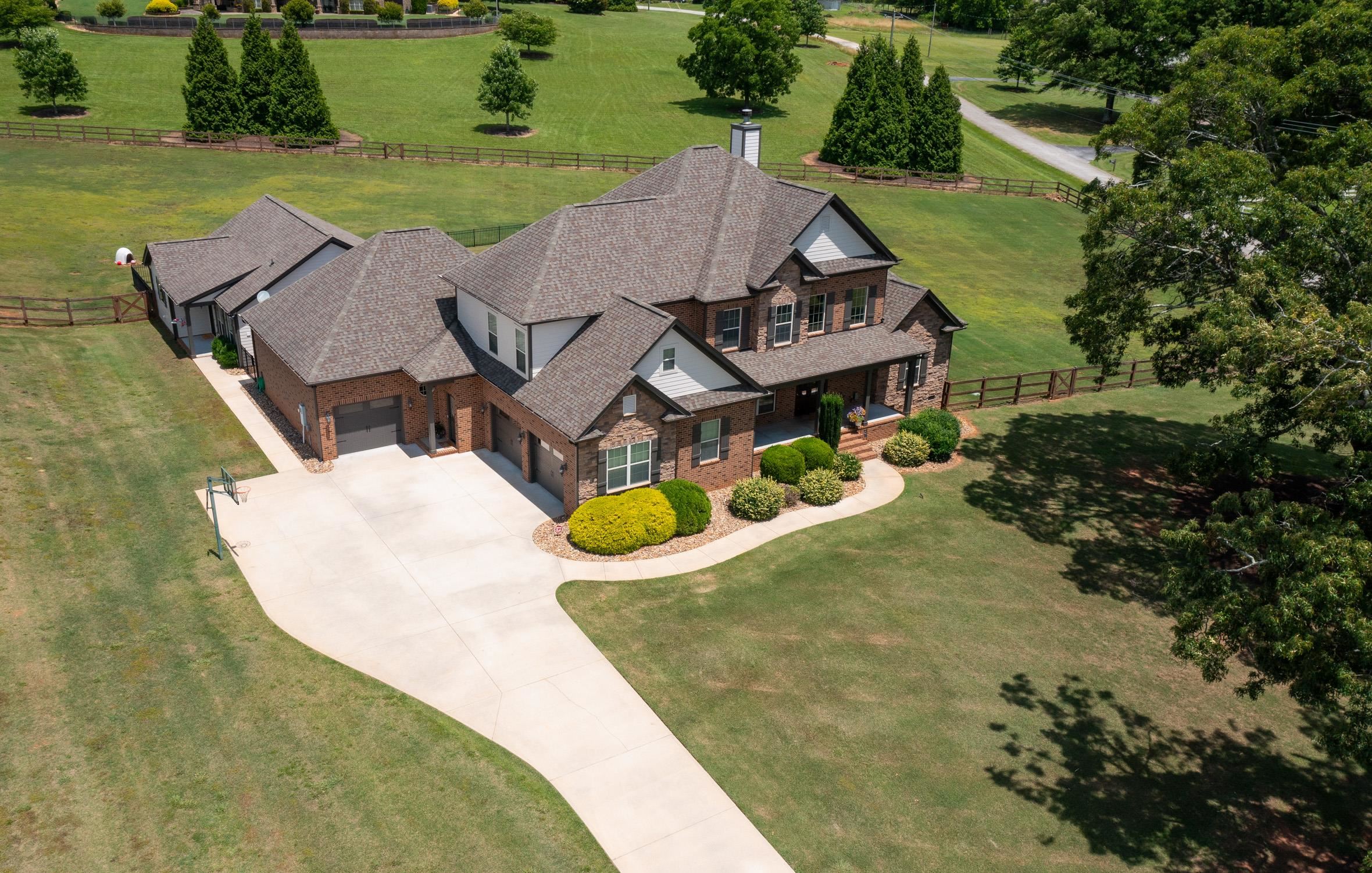 Homes for sale in Greer, SC | 865 Westmoreland Rd, Greer, SC 29651 | MLS# SPN322710