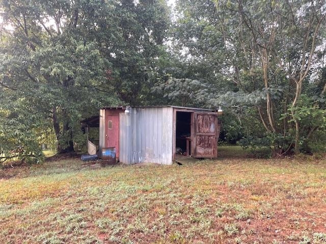 Homes for sale in Campobello, SC | 2950 Compton Bridge Rd, Campobello, SC 29322 | MLS# SPN327161