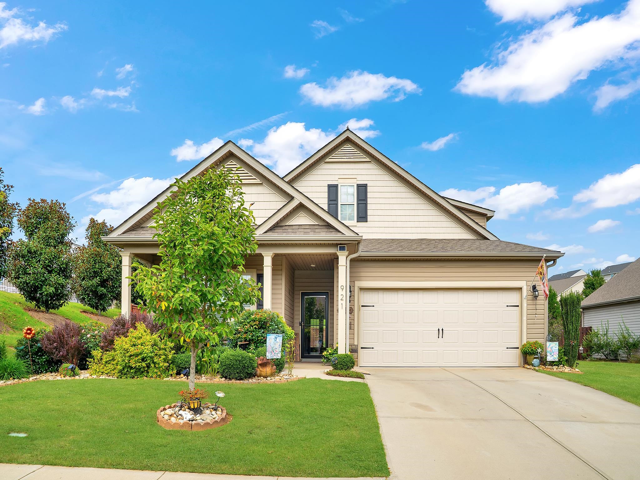 Homes for sale in Boiling Springs, SC | 921 Deepwood Ct, Boiling Springs, SC 29316 | MLS# SPN328143