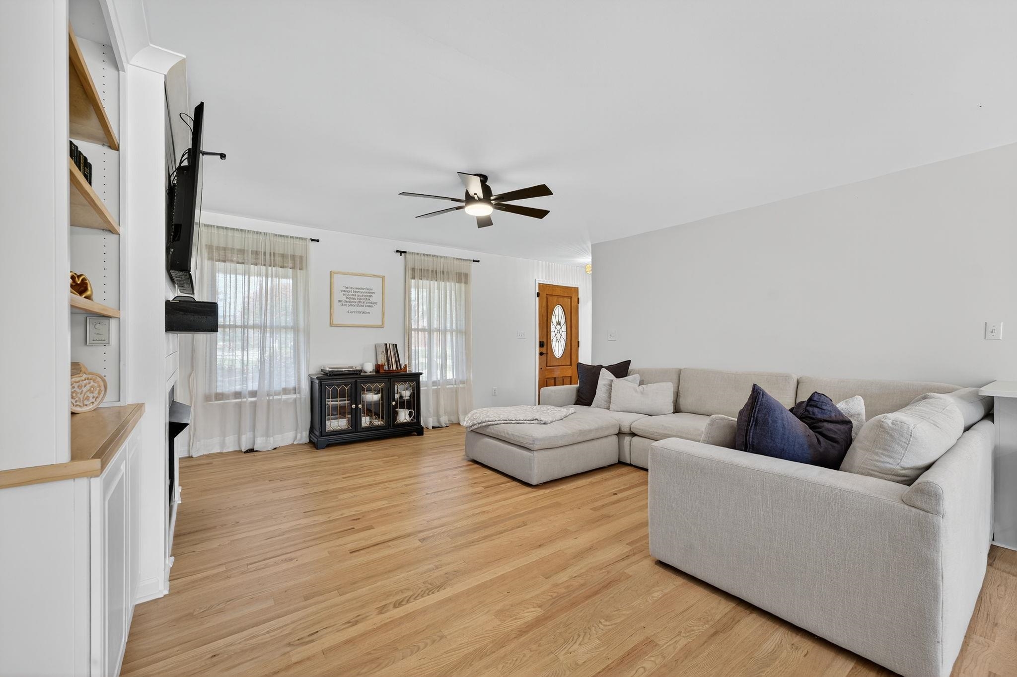 Homes for sale in Boiling Springs, SC | 309 Silhouette Tr, Boiling Springs, SC 29316 | MLS# SPN328302