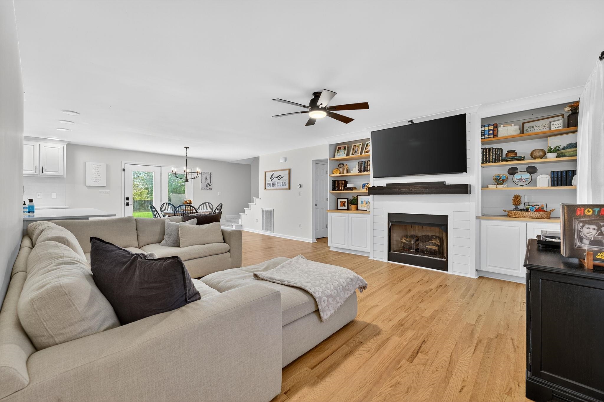 Homes for sale in Boiling Springs, SC | 309 Silhouette Tr, Boiling Springs, SC 29316 | MLS# SPN328302