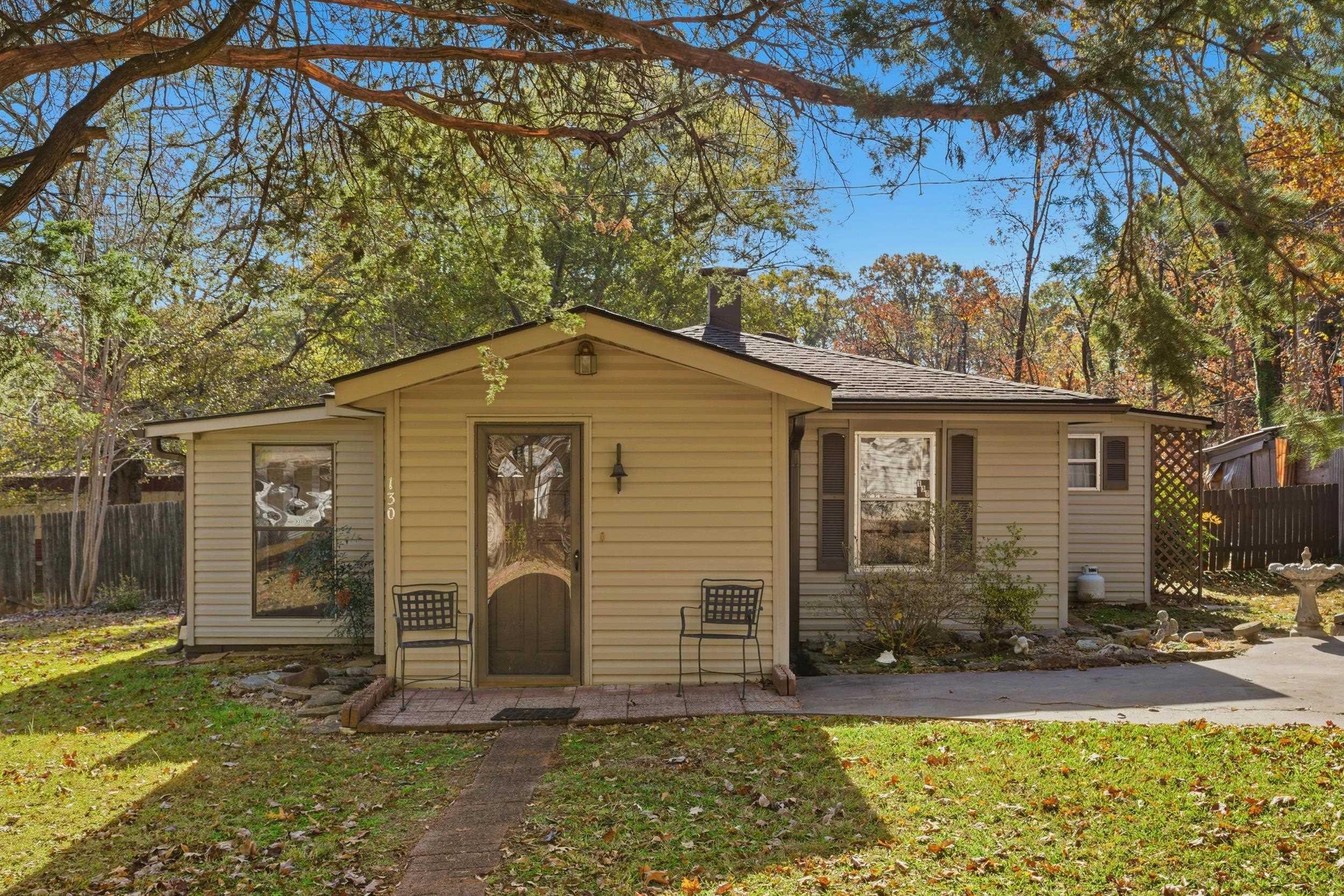 Homes for sale in Spartanburg, SC | 130 Pineview Rd Rd, Spartanburg, SC 29301 | MLS# SPN328603