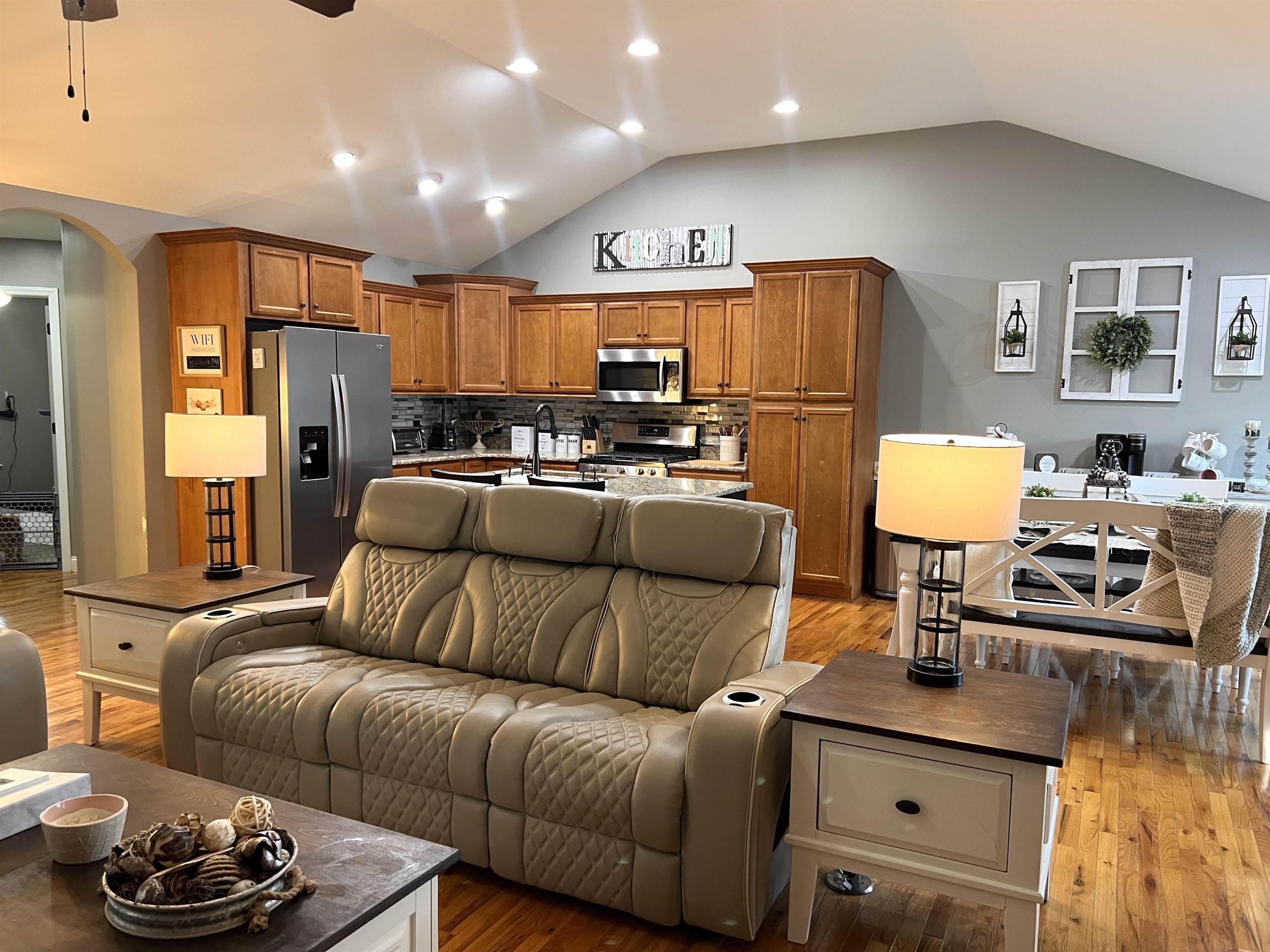 Homes for sale in Gaffney, SC | 121 Poplar Ridge Dr, Gaffney, SC 29341 | MLS# SPN329245