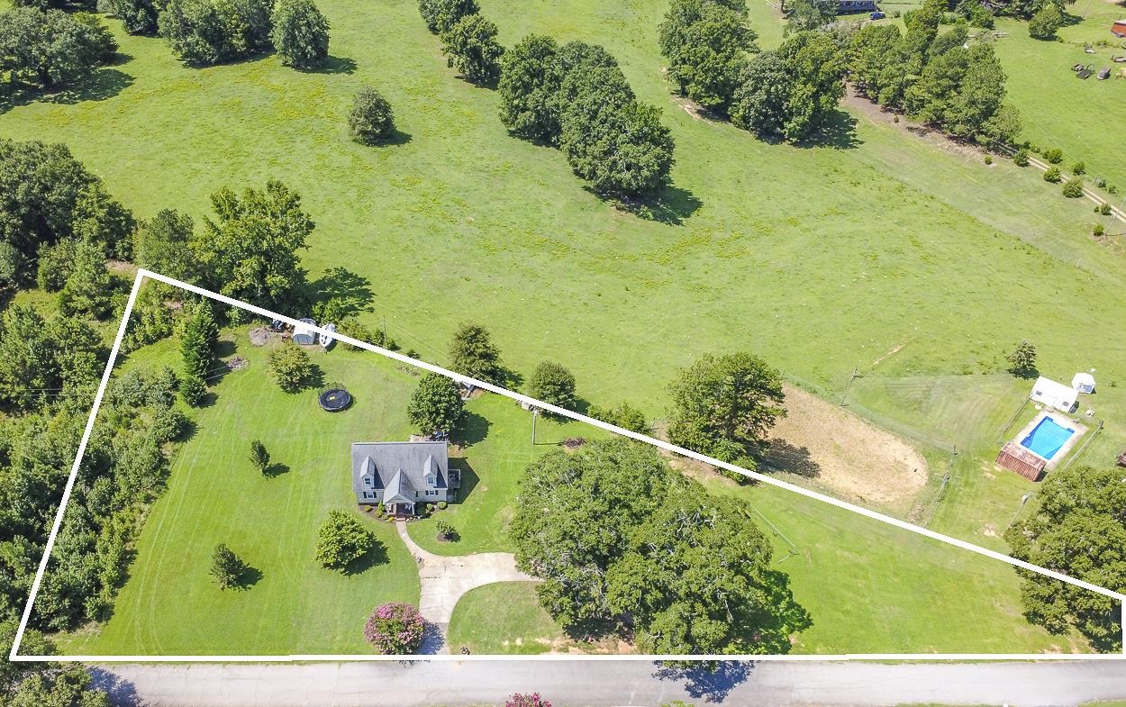 Homes for sale in Iva, SC | 194 Winfred Brock Rd, Iva, SC 29655 | MLS# SPN329765