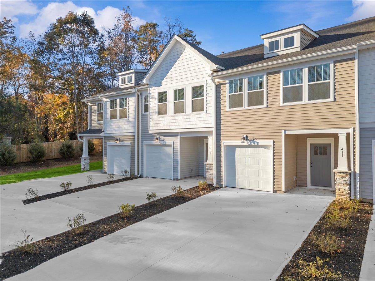 Homes for sale in Spartanburg, SC | 411 W Parima Court, Spartanburg, SC 29301 | MLS# SPN329907