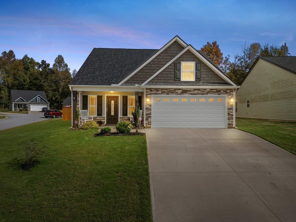 Homes for sale in Inman, SC | 203 Minnie Crain Dr, Inman, SC 29349 | MLS# SPN330267