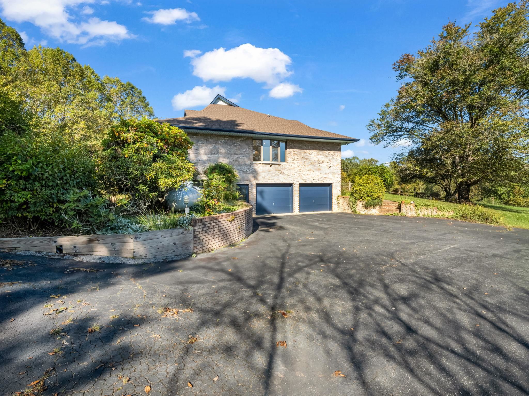 Homes for sale in Hendersonville, NC | 26 Canter Ct, Hendersonville, NC 28742 | MLS# SPN330337