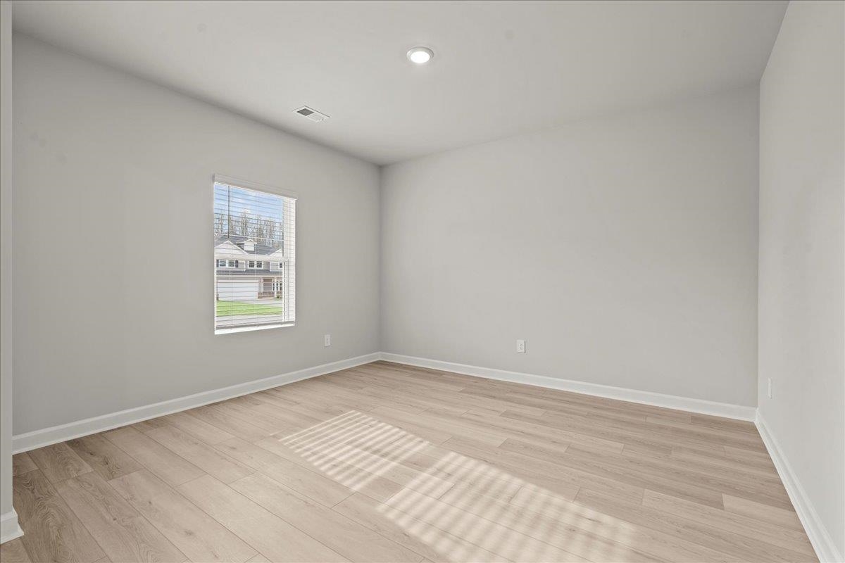 4th image of 106 Madison Ct, Gray Court, SC 29645 | MLS# SPN330622
