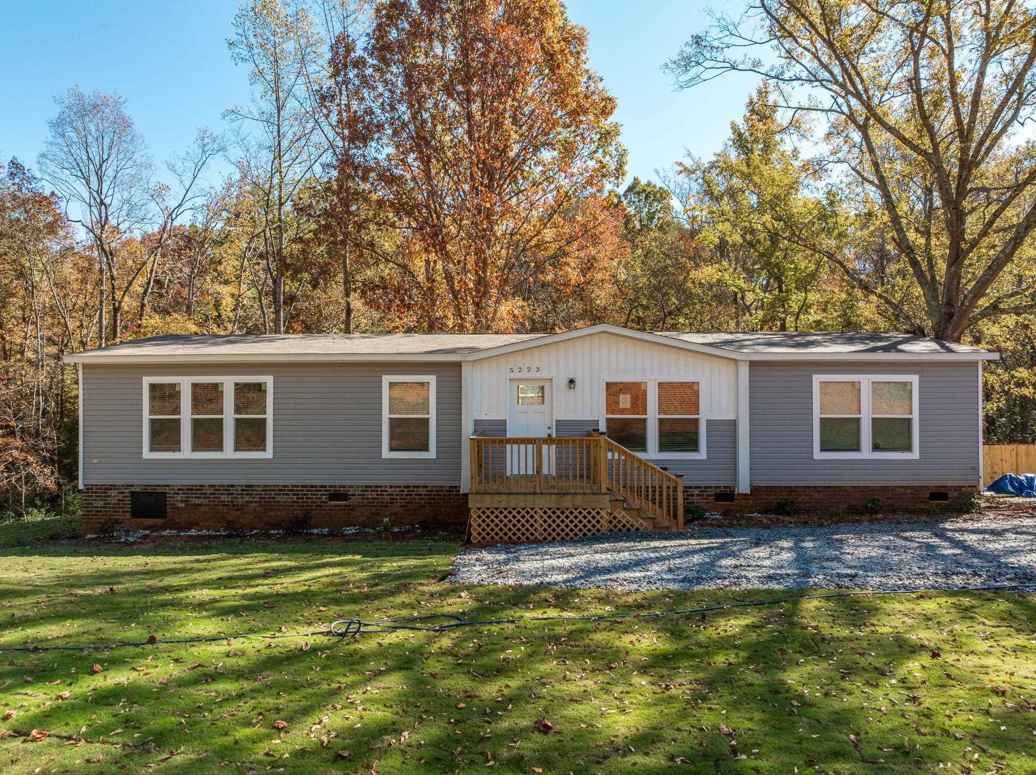 Homes for sale in Inman, SC | 5223 Hwy 11, Inman, SC 29349 | MLS# SPN330649