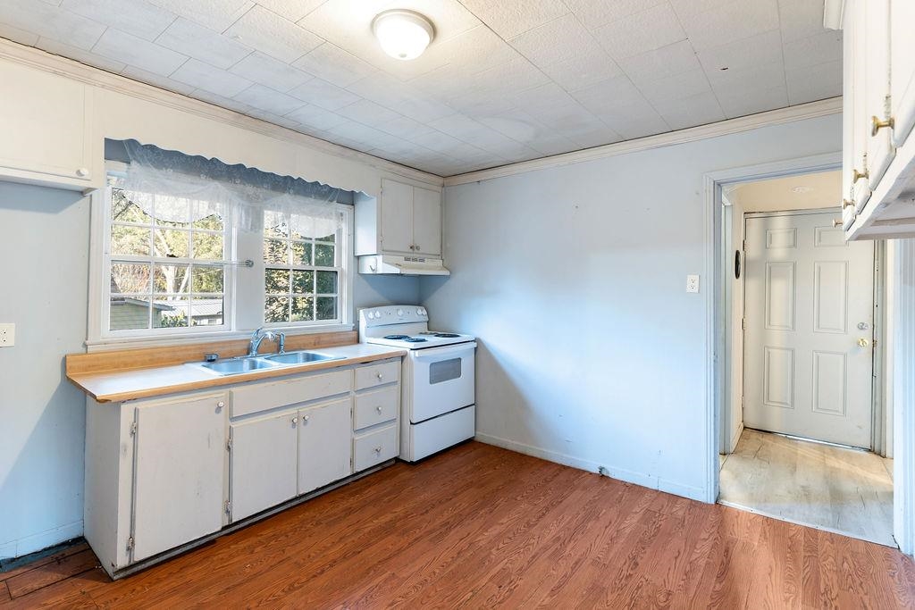 Homes for sale in Spartanburg, SC | 513 Beverly Rd, Spartanburg, SC 29307 | MLS# SPN330937