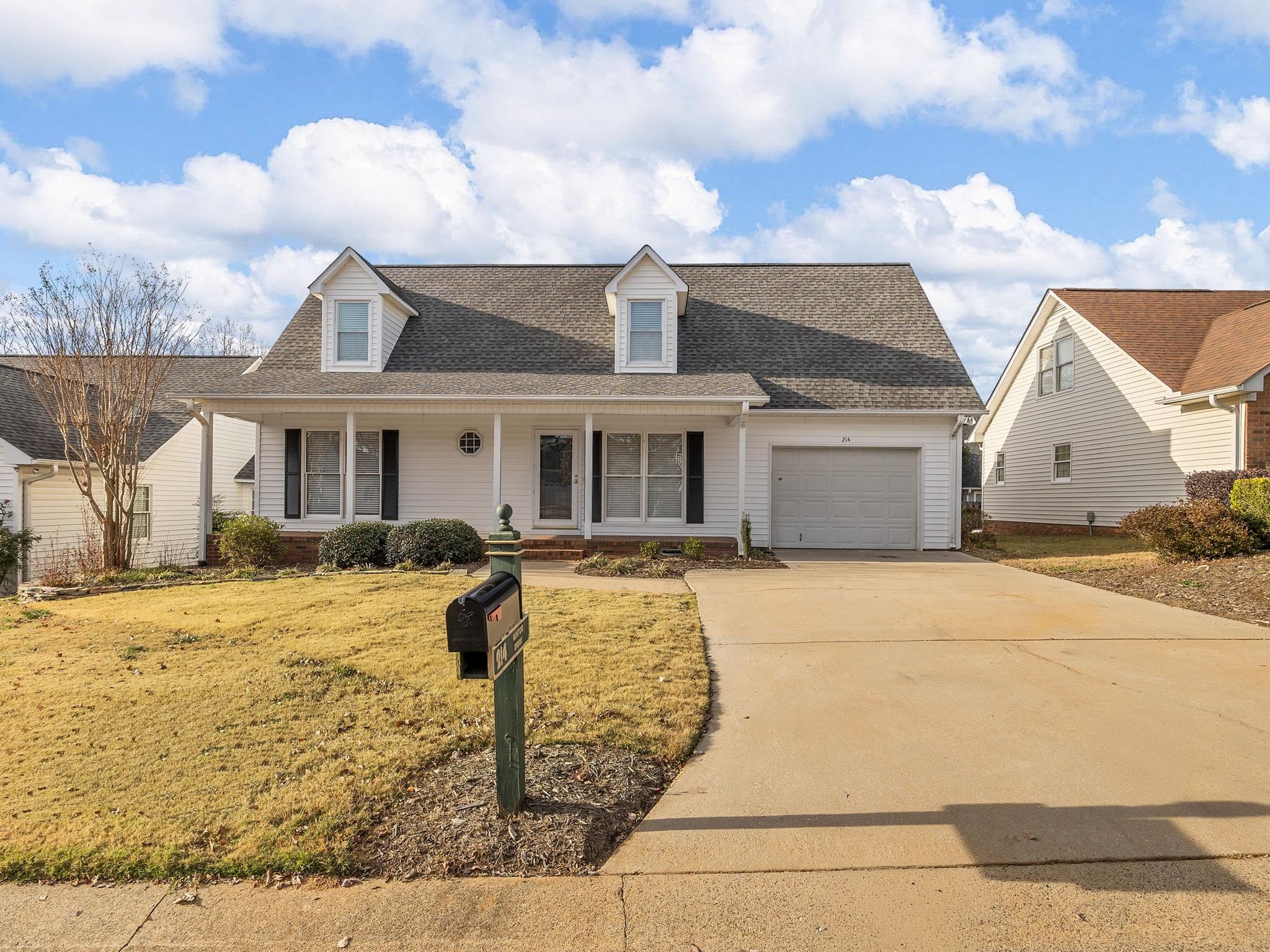 Homes for sale in Moore, SC | 214 Ashton Dr, Moore, SC 29369 | MLS# SPN331240