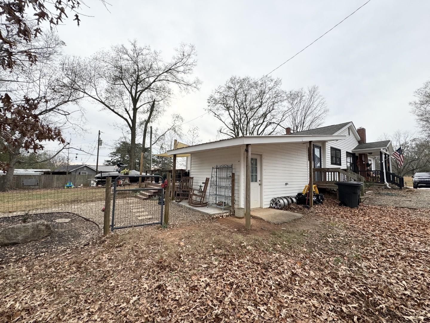 Homes for sale in Woodruff, SC | 1725 W Georgia Rd, Woodruff, SC 29388 | MLS# SPN331504