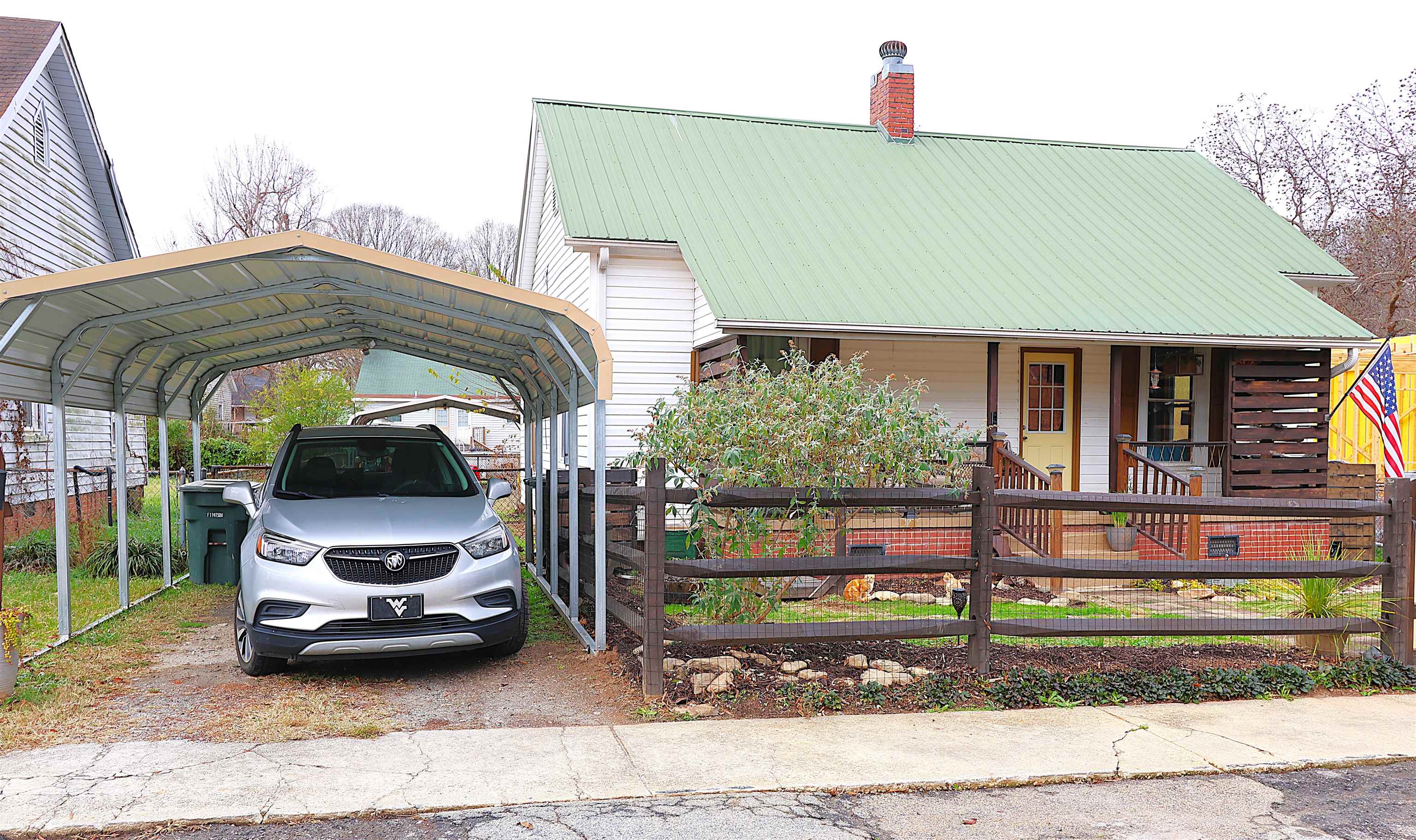 Homes for sale in Clinton, SC | 409 Florence St, Clinton, SC 29325 | MLS# SPN331506