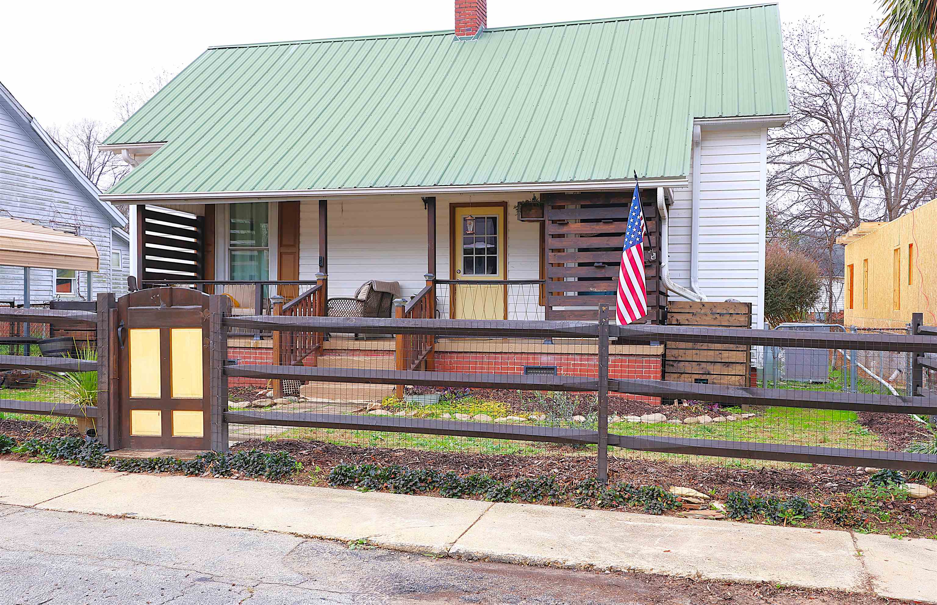 Homes for sale in Clinton, SC | 409 Florence St, Clinton, SC 29325 | MLS# SPN331506