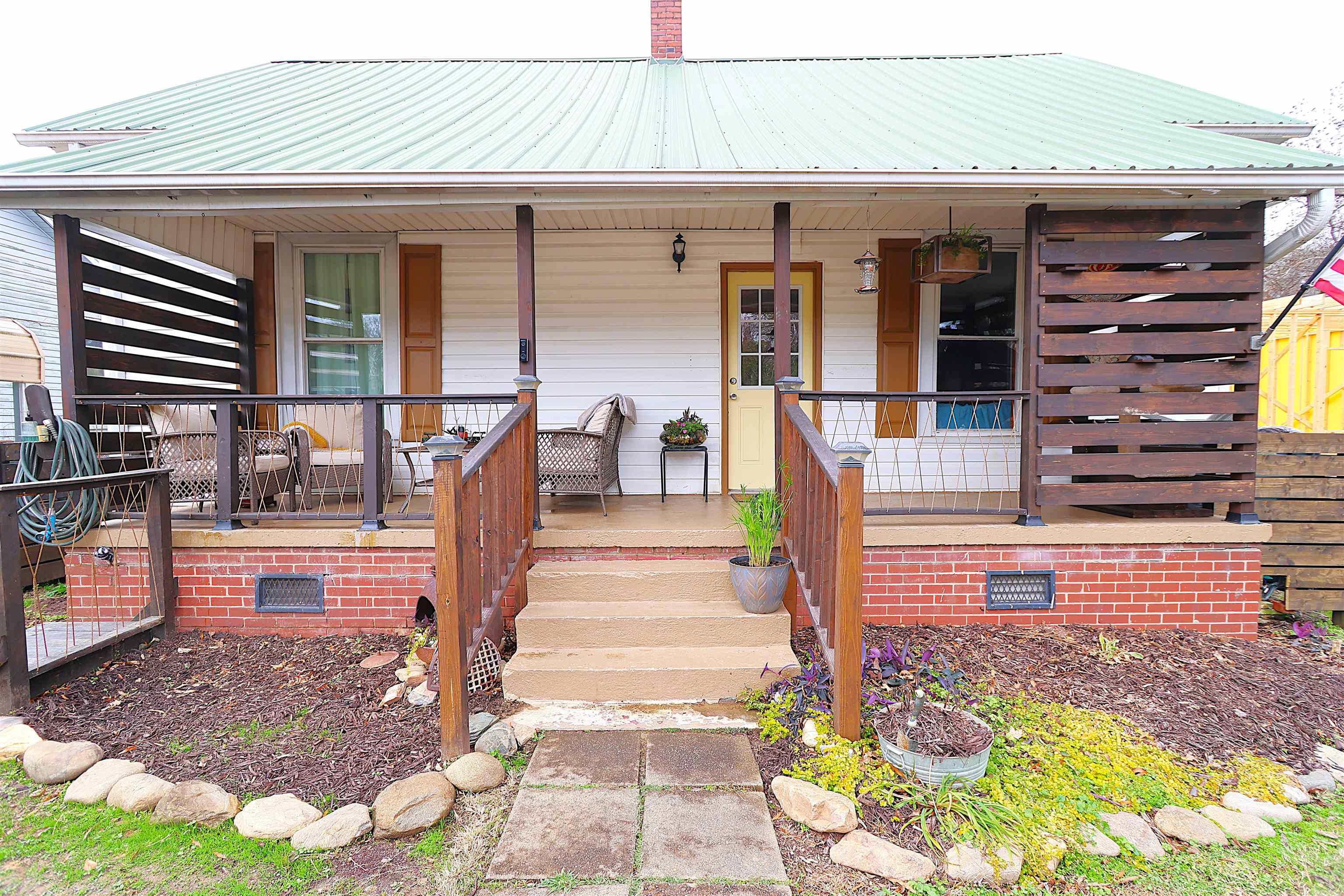 Homes for sale in Clinton, SC | 409 Florence St, Clinton, SC 29325 | MLS# SPN331506