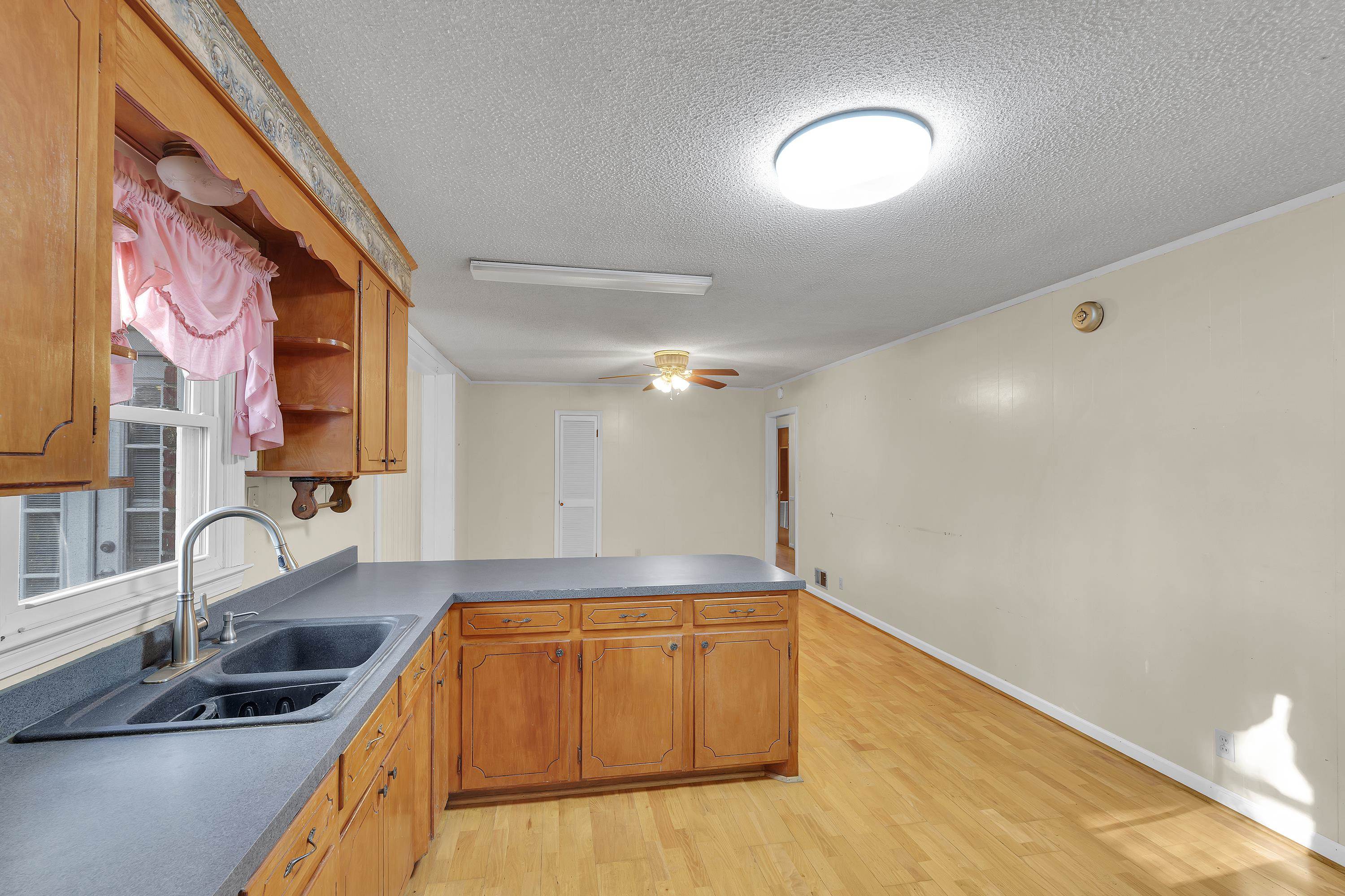 Homes for sale in Boiling Springs, SC | 108 Mcdowell Dr, Boiling Springs, SC 29316 | MLS# SPN332443