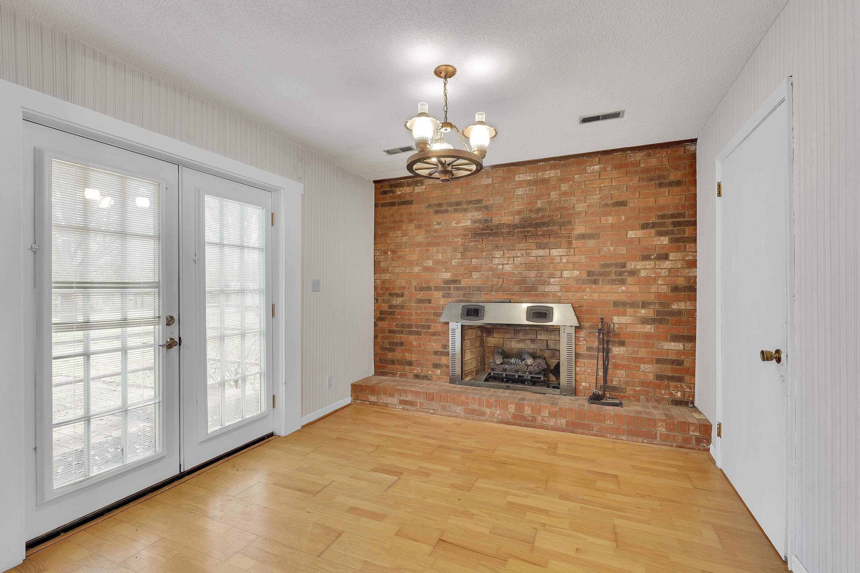 Homes for sale in Boiling Springs, SC | 108 Mcdowell Dr, Boiling Springs, SC 29316 | MLS# SPN332443