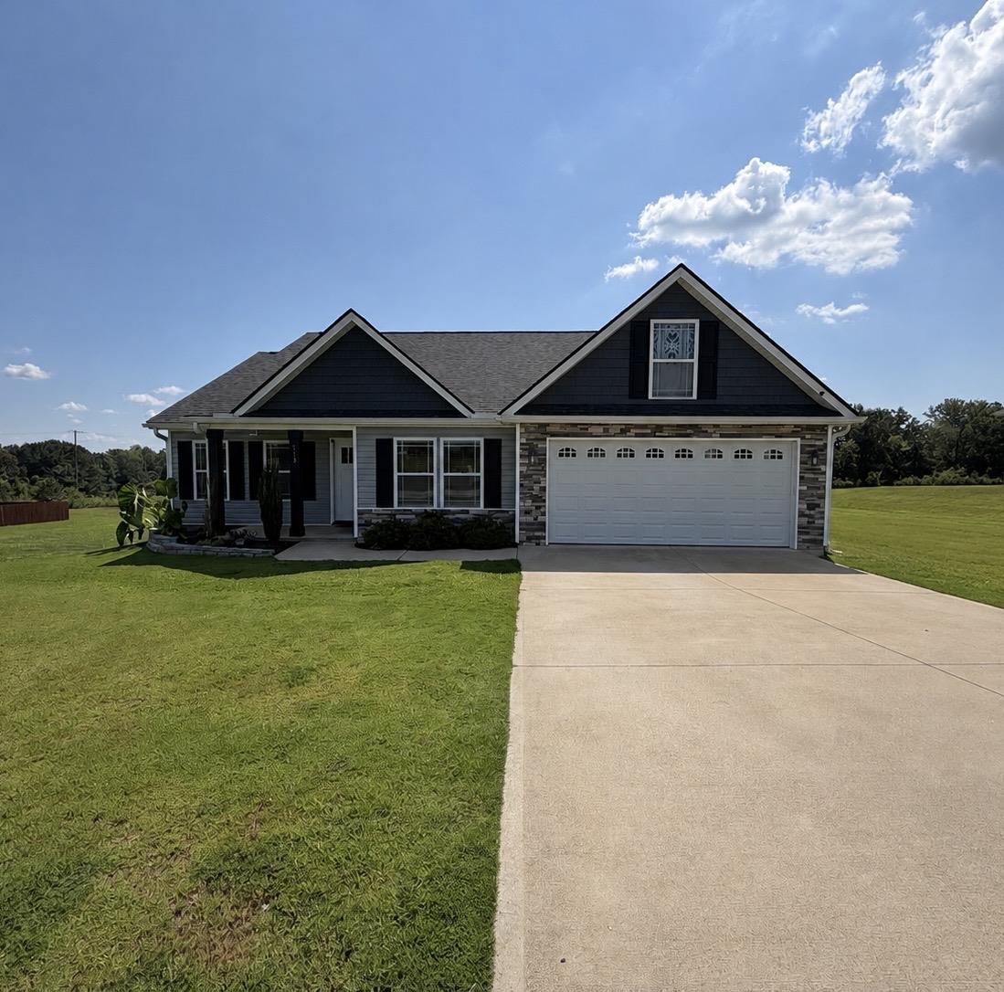 Photo 1 of Single family home for sale at 113 Thorn Crk Dr, Gaffney, SC 29341 | MLS# SPN332531 | Listing updated on 2026-09-02