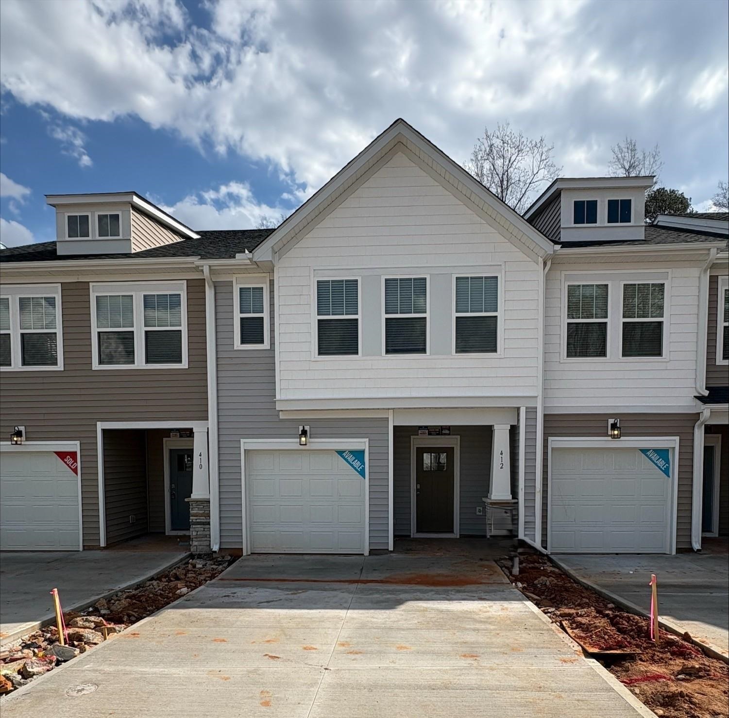 Homes for sale in Spartanburg, SC | 412 W Parima Court, Spartanburg, SC 29301 | MLS# SPN332965