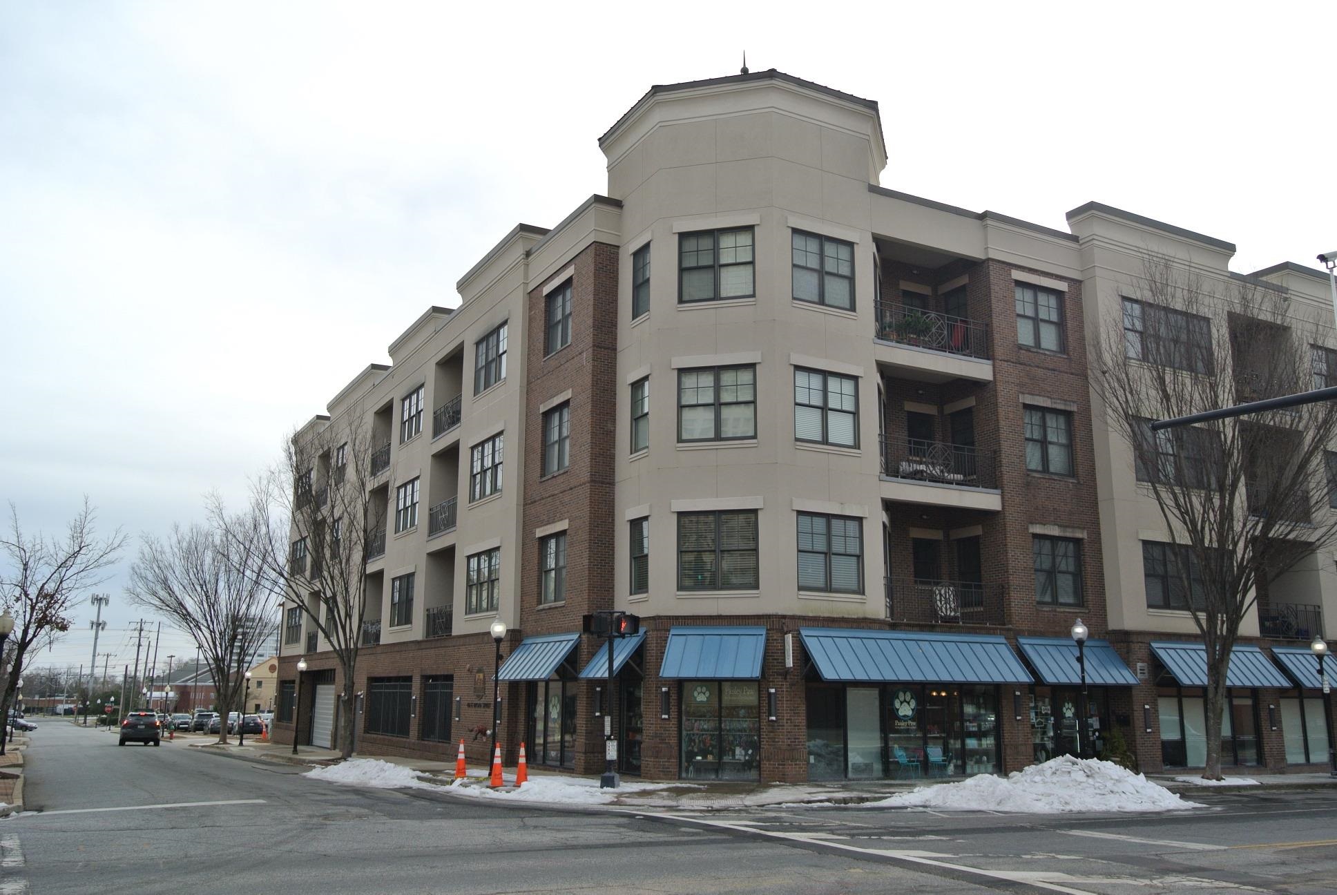 Homes for sale in Spartanburg, SC | 155 E Broad St, Spartanburg, SC 29306 | MLS# SPN333046