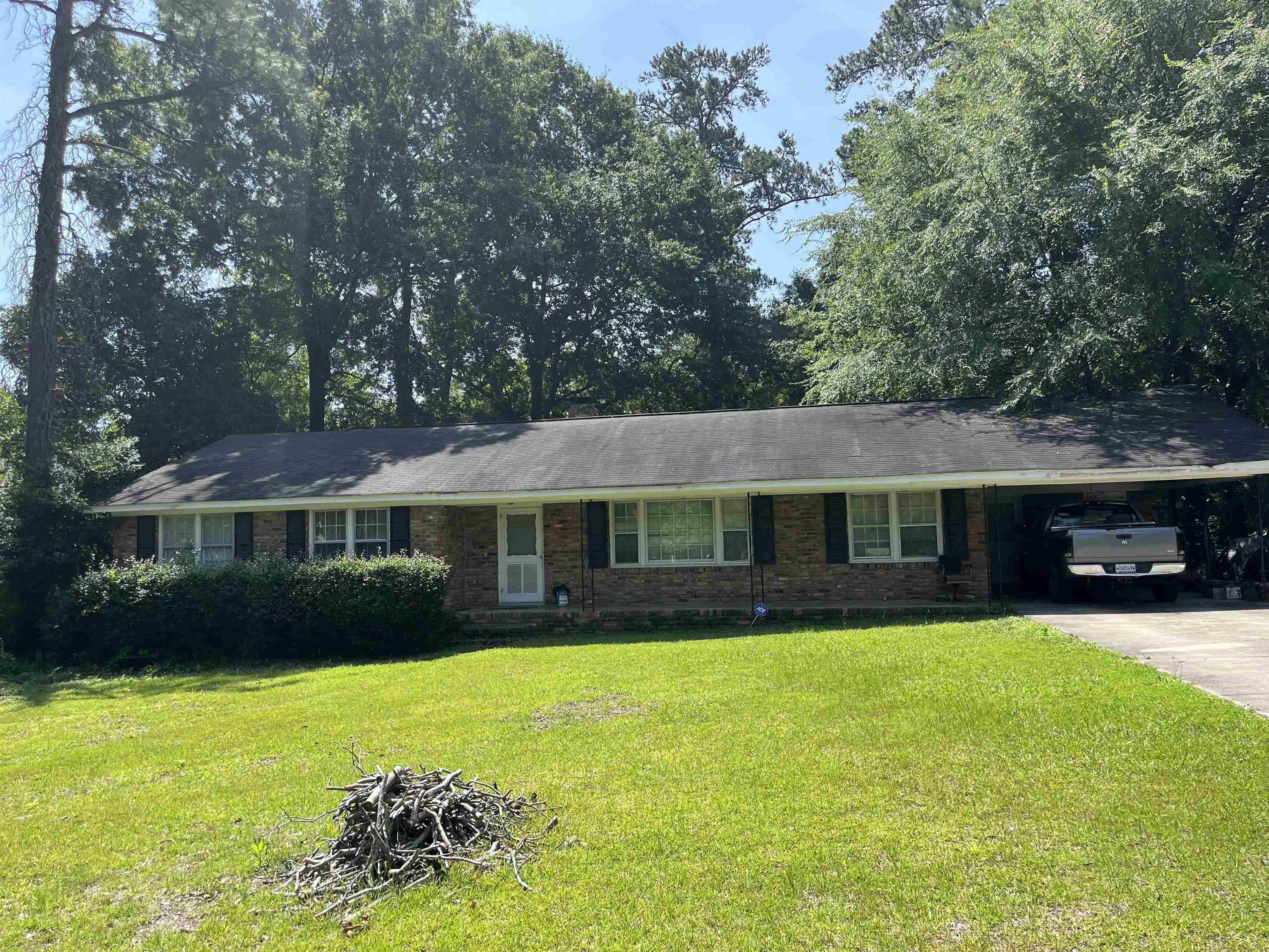 2nd image of 186 Morningside Dr, Columbia, SC 29210 | MLS# SPN333277
