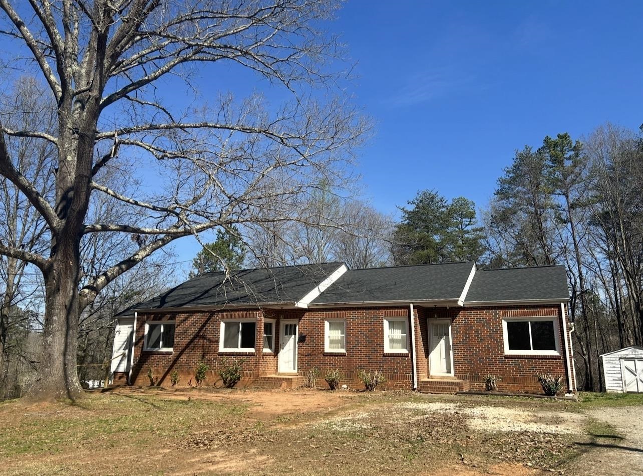 Homes for sale in Cowpens, SC | 204 Washington Rd, Cowpens, SC 29330 | MLS# SPN333301