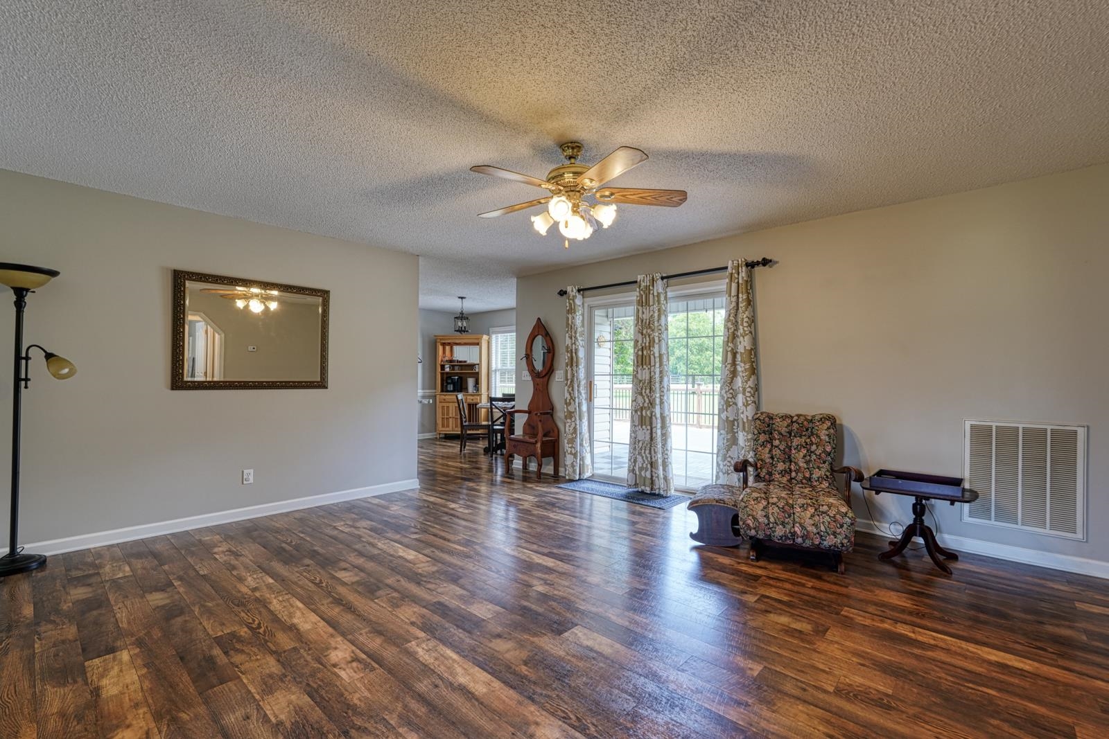 Photo 5 of Single family home for sale at 103 Cheyenne Ridge Trl, Campobello, SC 29322 | MLS# SPN333558 | Listing updated on 2026-09-01