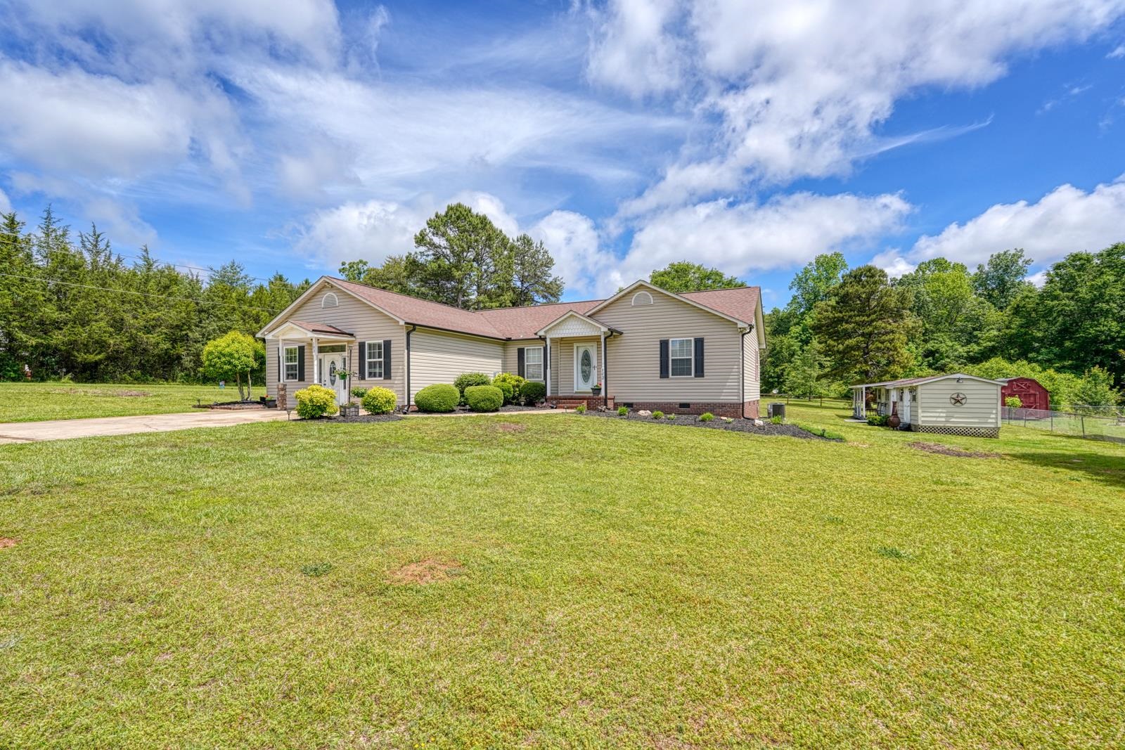 Photo 2 of Single family home for sale at 103 Cheyenne Ridge Trl, Campobello, SC 29322 | MLS# SPN333558 | Listing updated on 2026-09-01