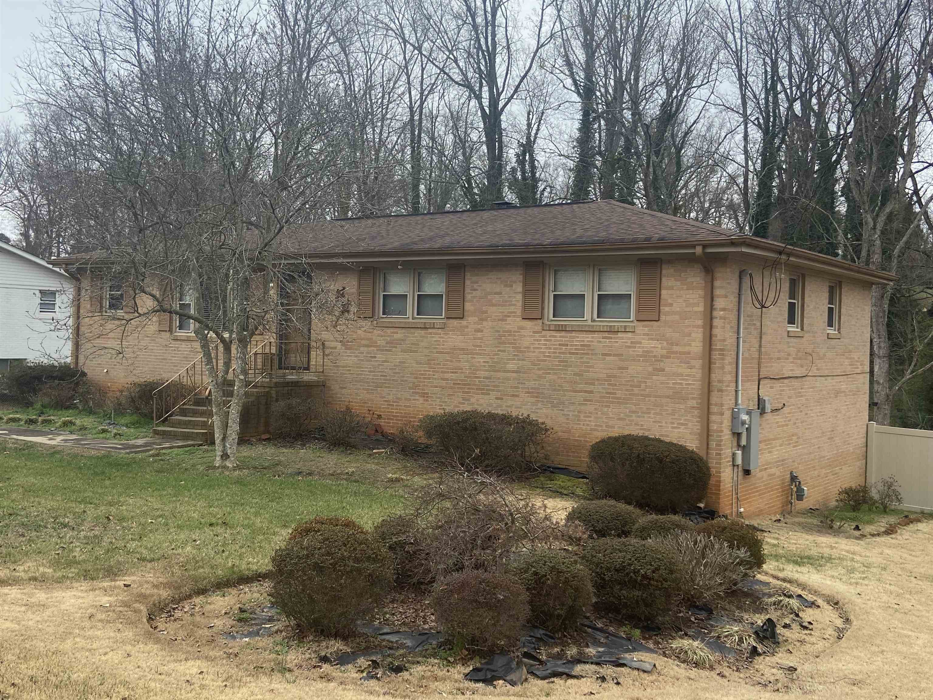 Homes for sale in Taylors, SC | 13 Longmeadow Road, Taylors, SC 29687 | MLS# SPN334092