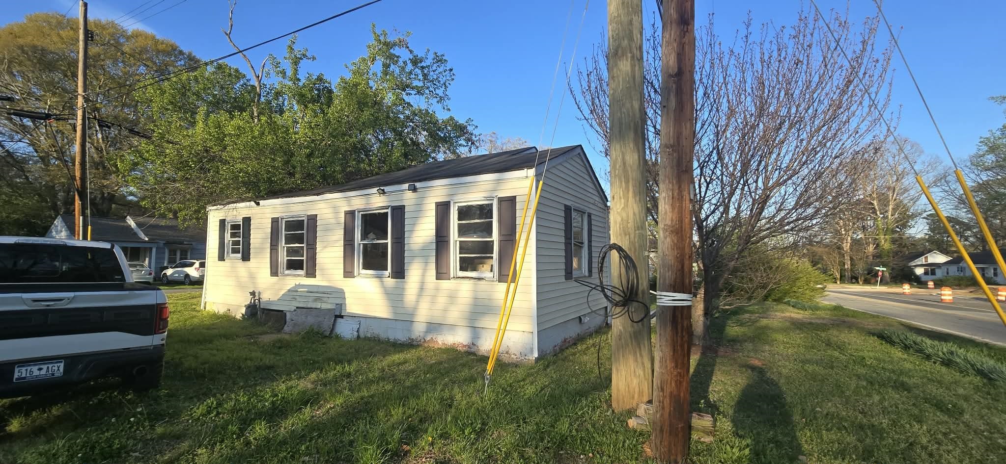 Homes for sale in Spartanburg, SC | 2380 Country Club Rd, Spartanburg, SC 29302 | MLS# SPN334932