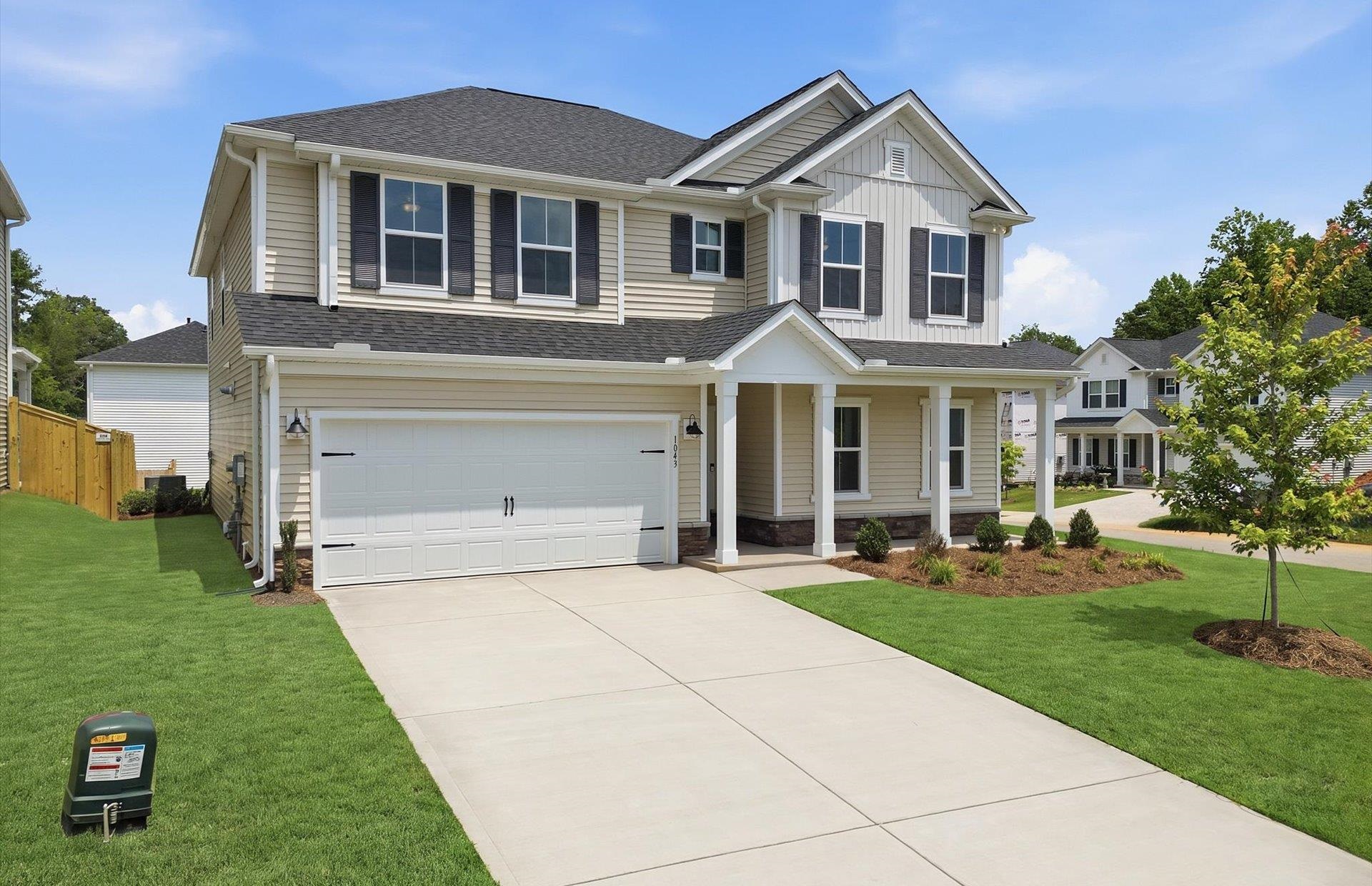 2nd image of 1043 Whitefox Dr, Spartanburg, SC 29307 | MLS# SPN335515