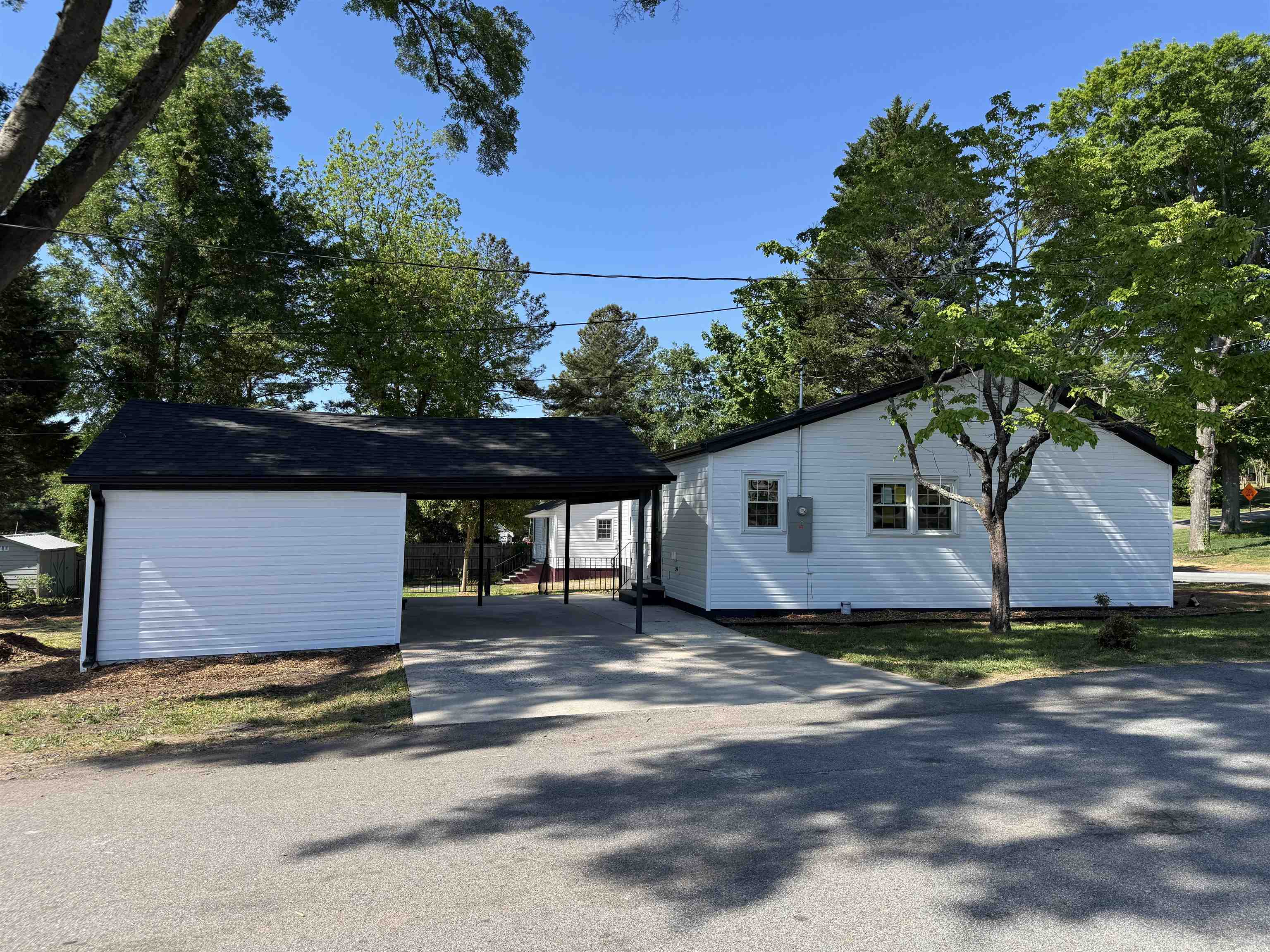 Homes for sale in Gaffney, SC | 401 Thompson St, Gaffney, SC 29340 | MLS# SPN336154