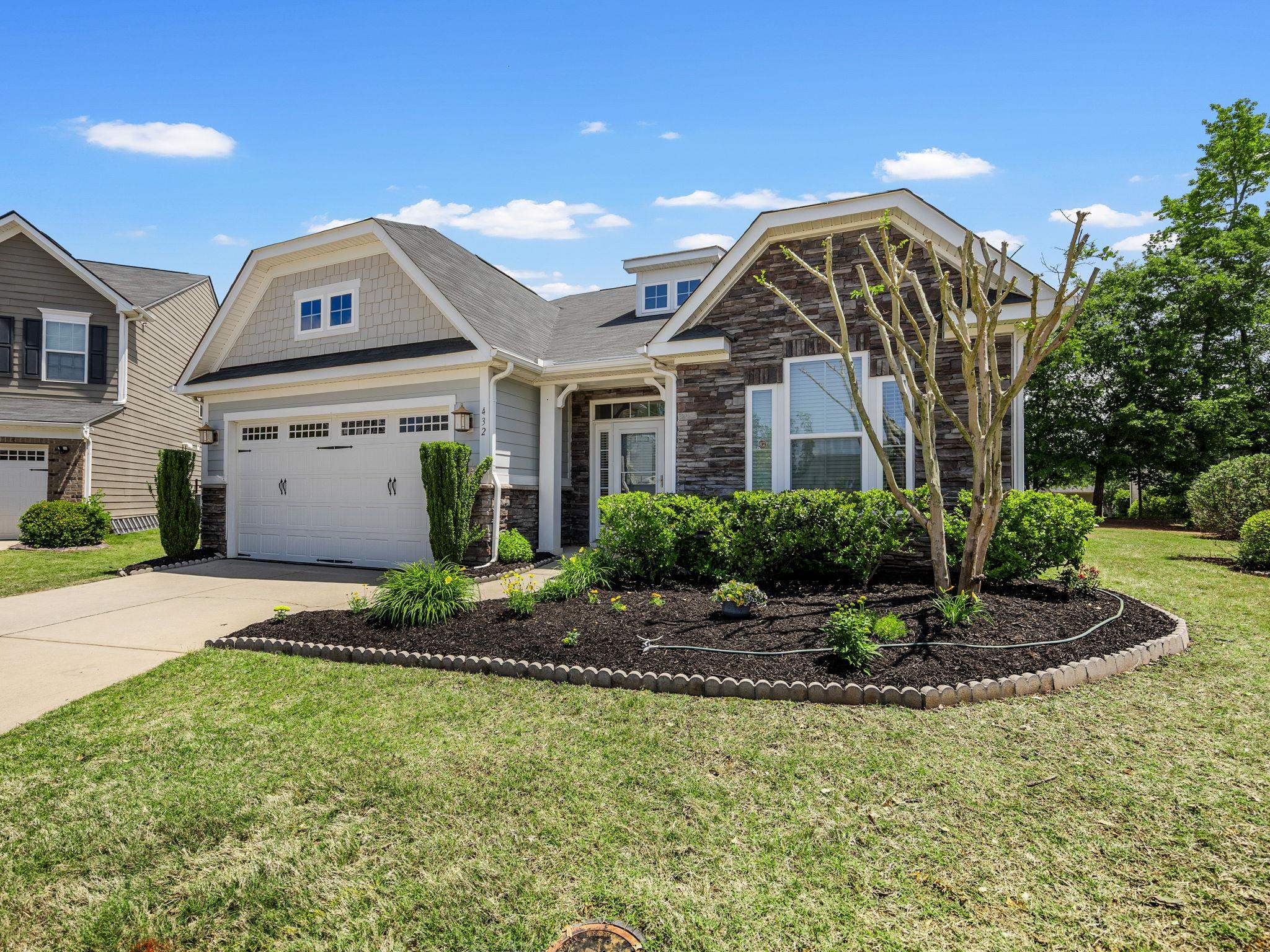 2nd image of 432 Fieldsview Ln, Simpsonville, SC 29681 | MLS# SPN336550