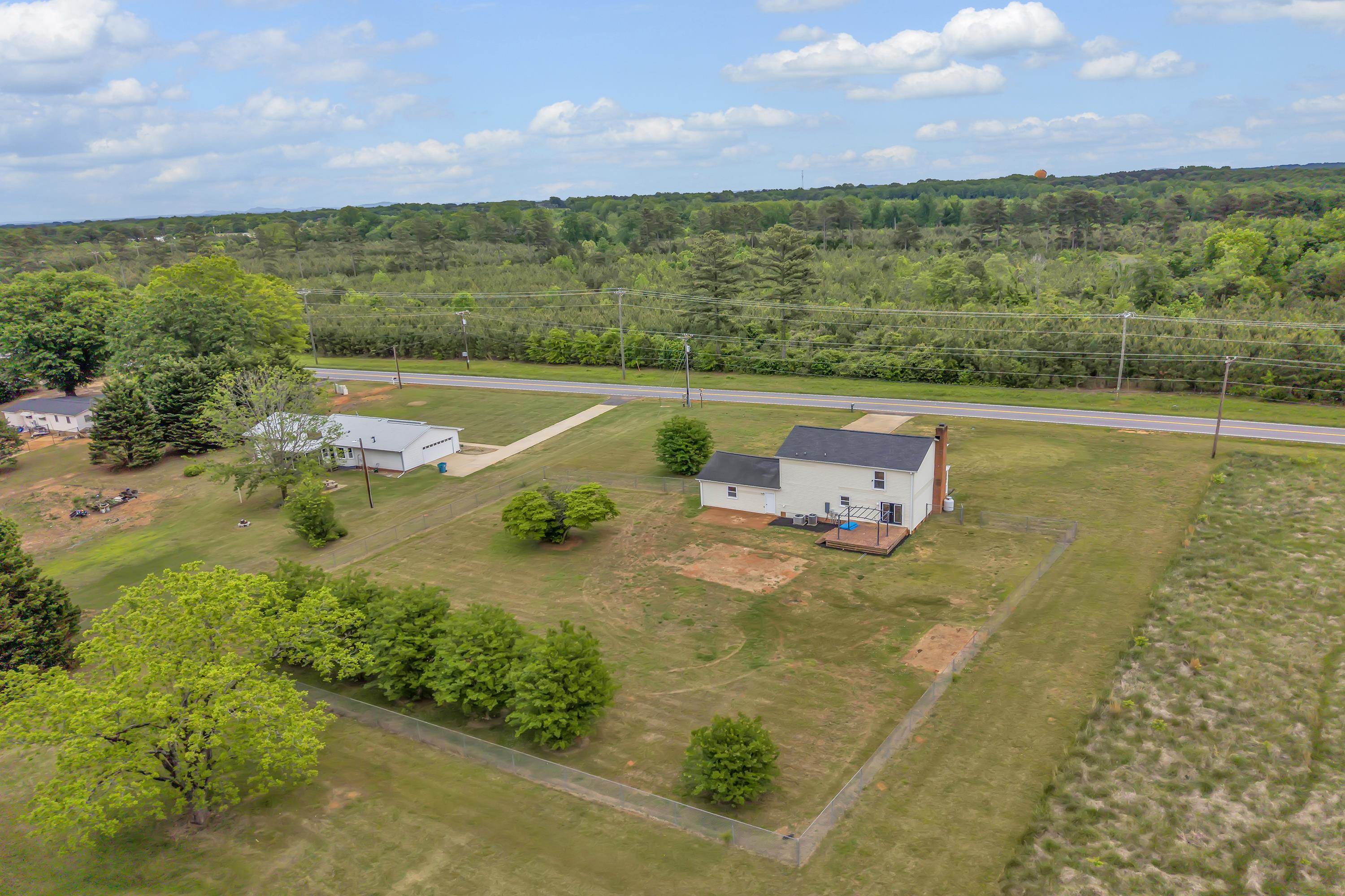 Photo 2 of Single family home for sale at 1359 Old Post Rd, Gaffney, SC 29341 | MLS# SPN336738 | Listing updated on 2026-09-03