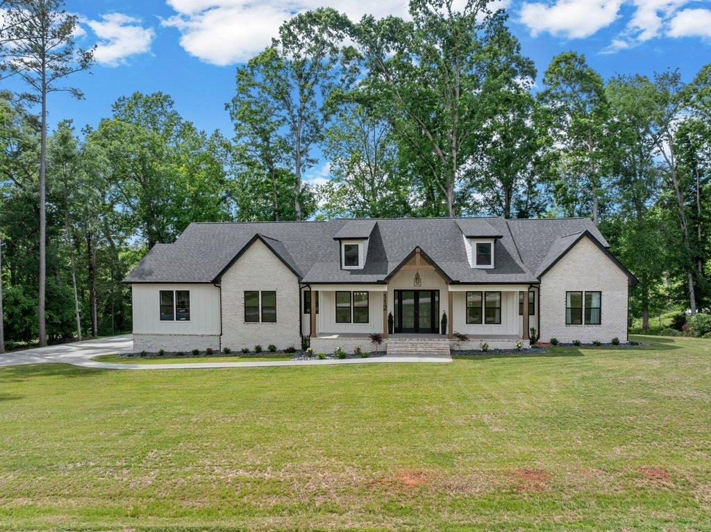 Photo 2 of Single family home for sale at 112 Oakwood Dr, Woodruff, SC 29388 | MLS# SPN337283 | Listing updated on 2026-09-05