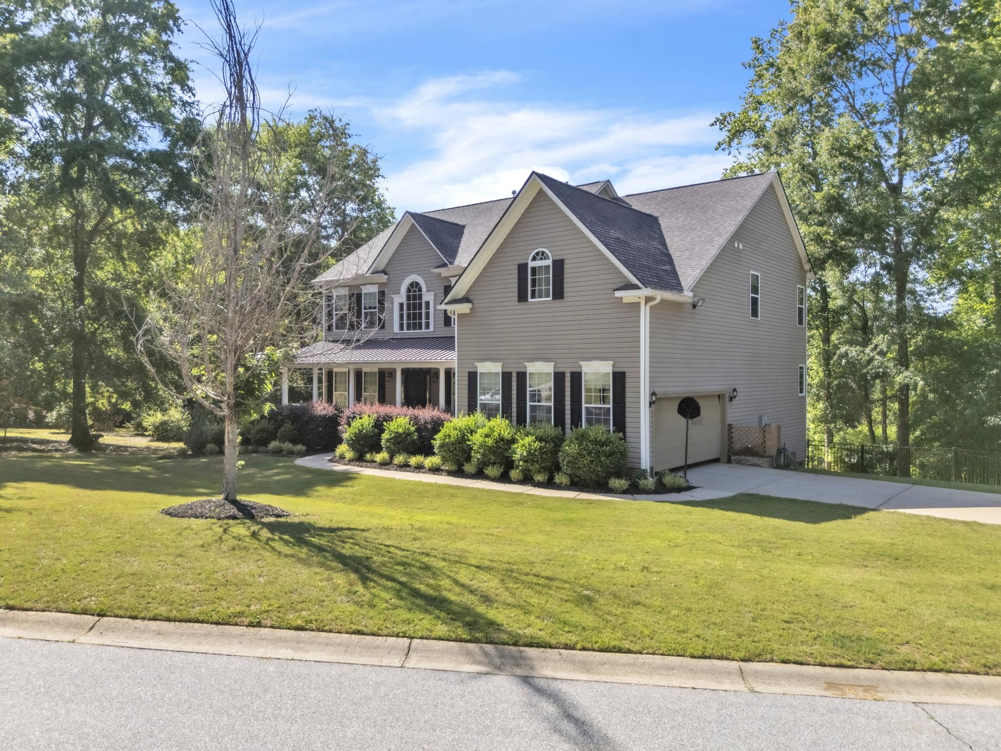 3rd image of 10 Modesto Ln, Simpsonville, SC 29681 | MLS# SPN337351