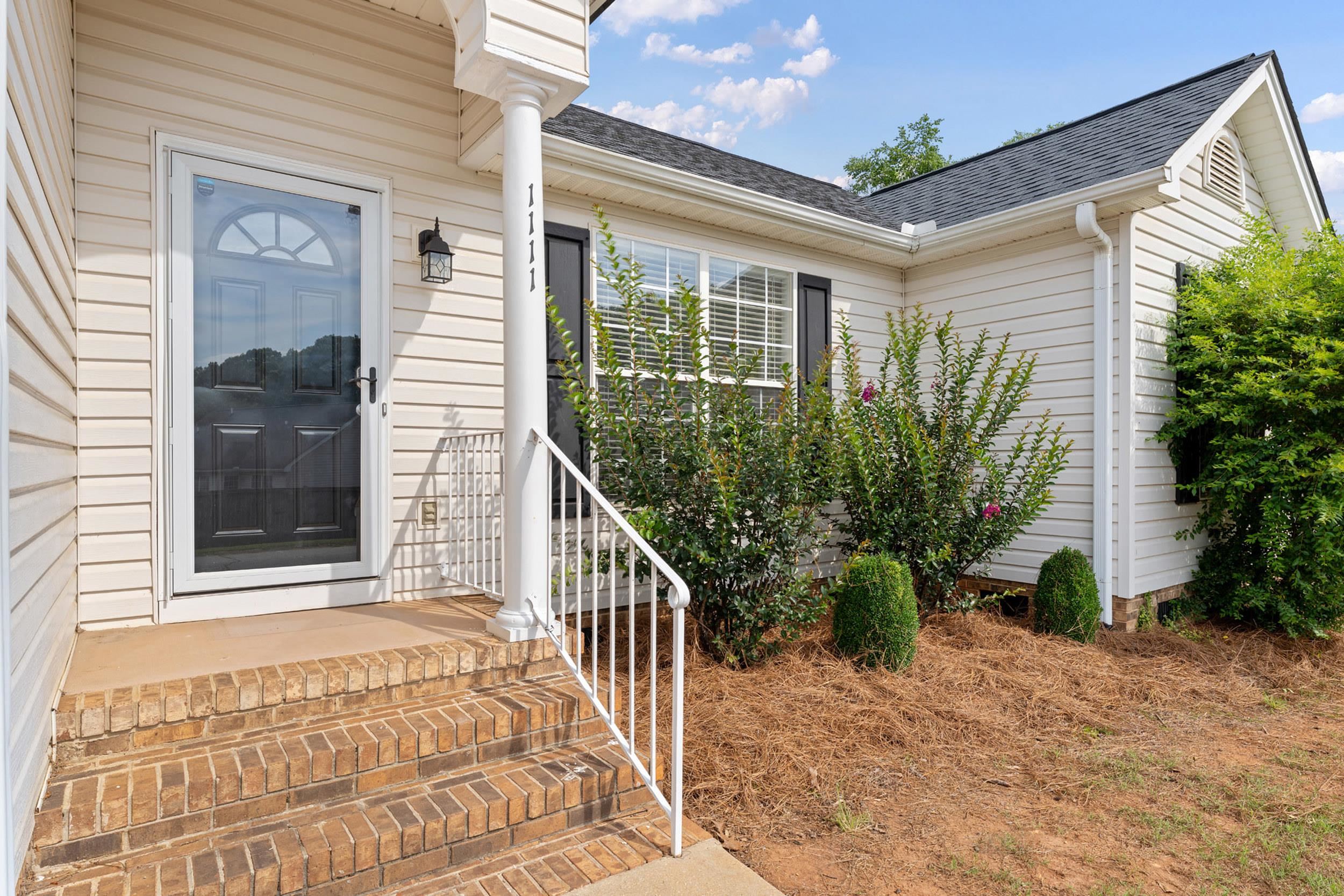 4th image of 1111 Dunwoody Dr, Simpsonville, SC 29681 | MLS# SPN338133
