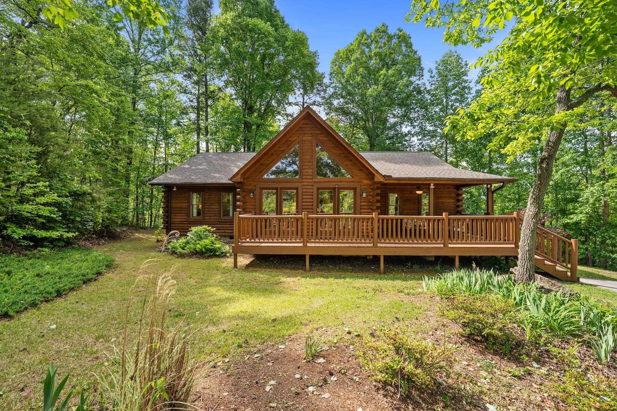 Homes for sale in Travelers Rest, SC | 21 W Ridge Dr, Travelers Rest, SC 29690 | MLS# SPN338205