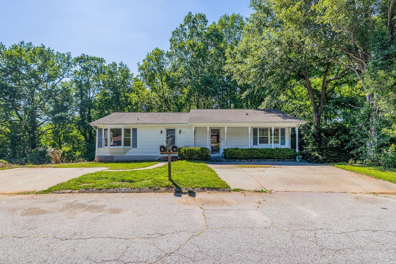 1st image of 4016 Pebblebrook Ct, Spartanburg, SC 29301 | MLS# SPN338257